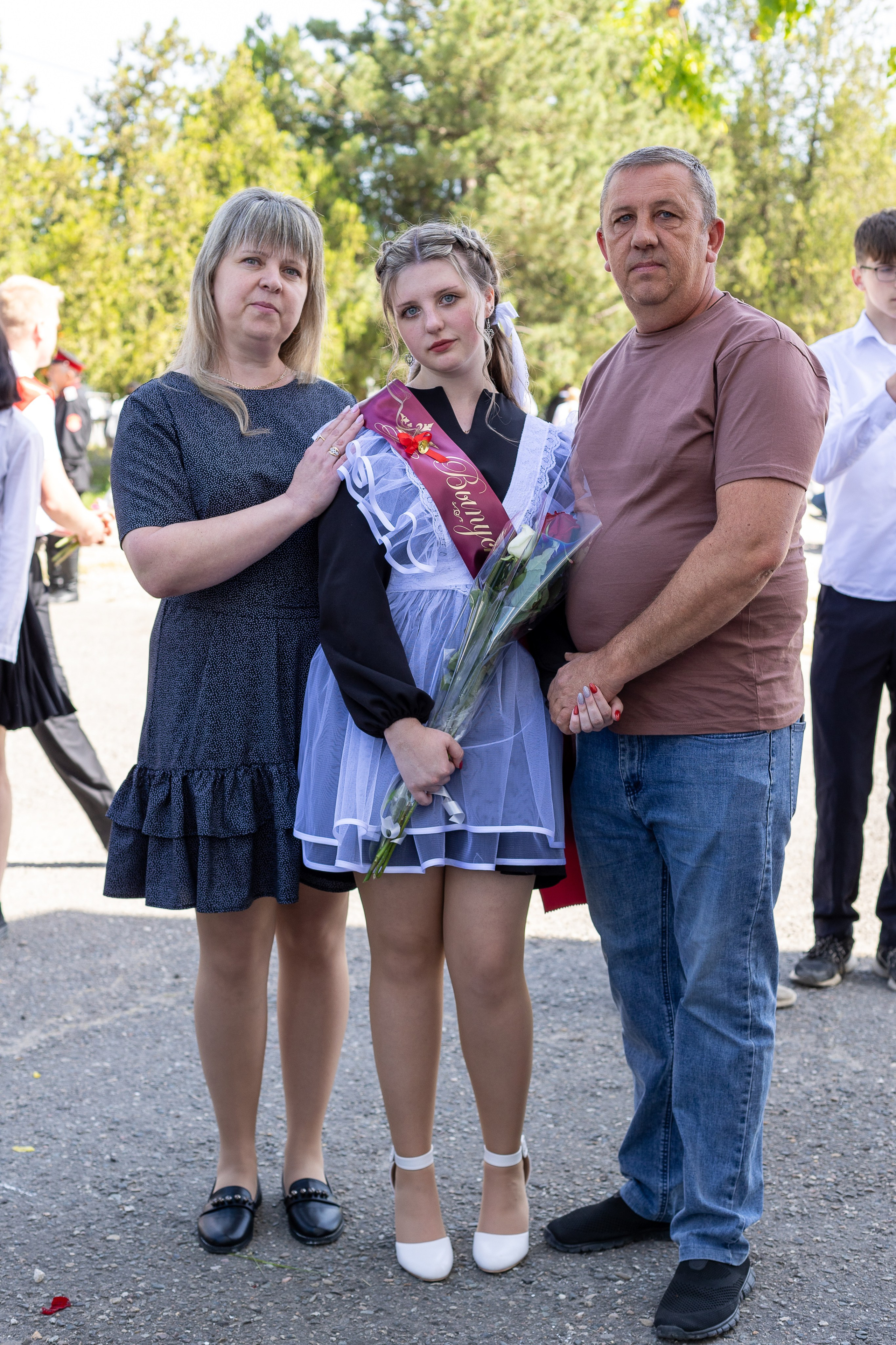 Последний звонок. Выпускные альбомы Майкоп, Краснодар Елена Золотарева