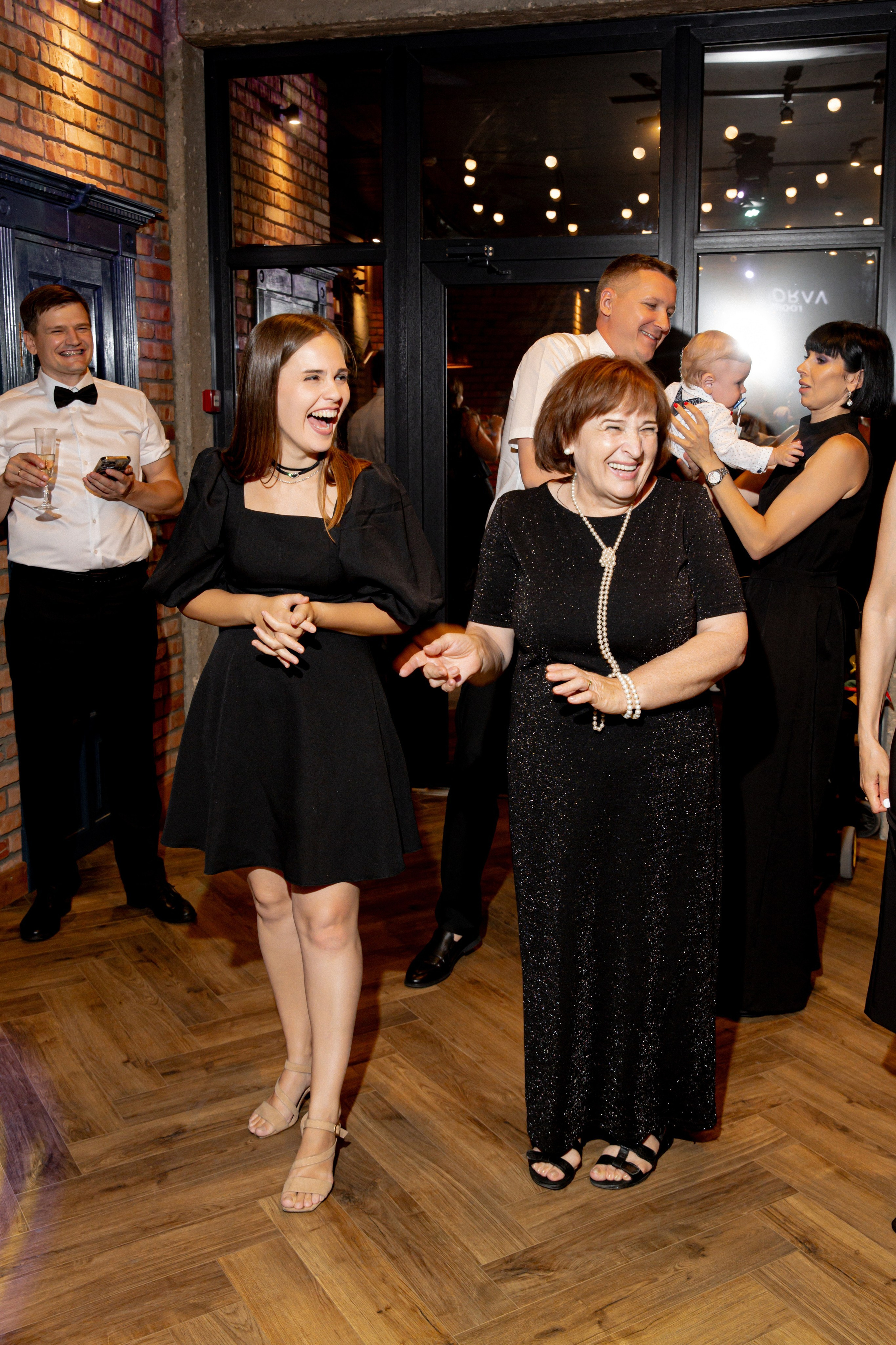 Профессиональная фото- видеосъемка на годовщину свадьбы в Краснодаре. Свадебный фотограф и видеограф Краснодар, Ростов, Сочи, Новороссийск