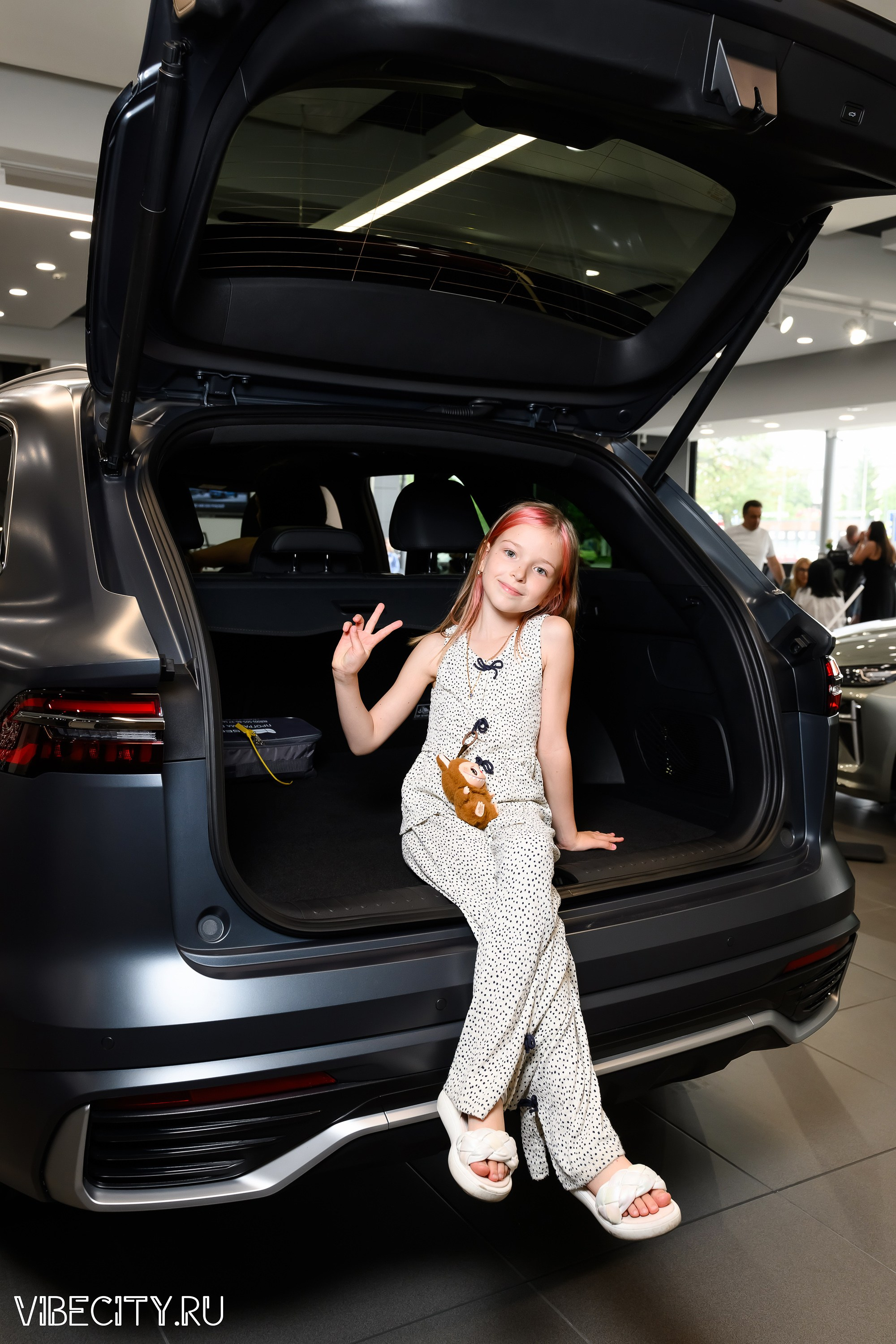 Презентация Geely Manjaro. VIBECITY.RU Вайб Сити Ру Фоторепортажи Фотоотчеты Калининград