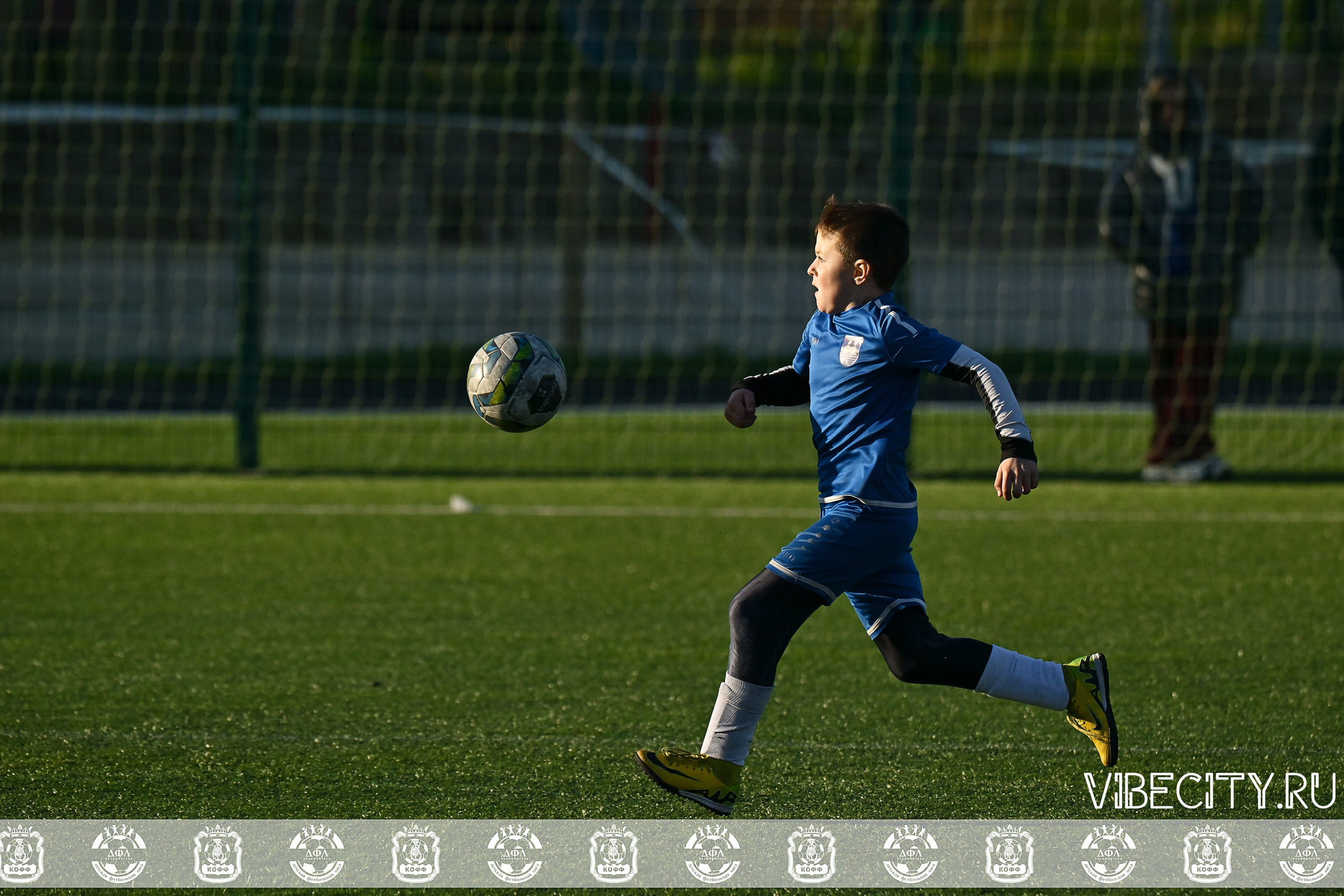 XIV ВСЕРОССИЙСКИЙ ФУТБОЛЬНЫЙ ФЕСТИВАЛЬ «ЗАГРУЗИ СЕБЯ ФУТБОЛОМ!». VIBECITY.RU Вайб Сити Ру Фоторепортажи Фотоотчеты Калининград