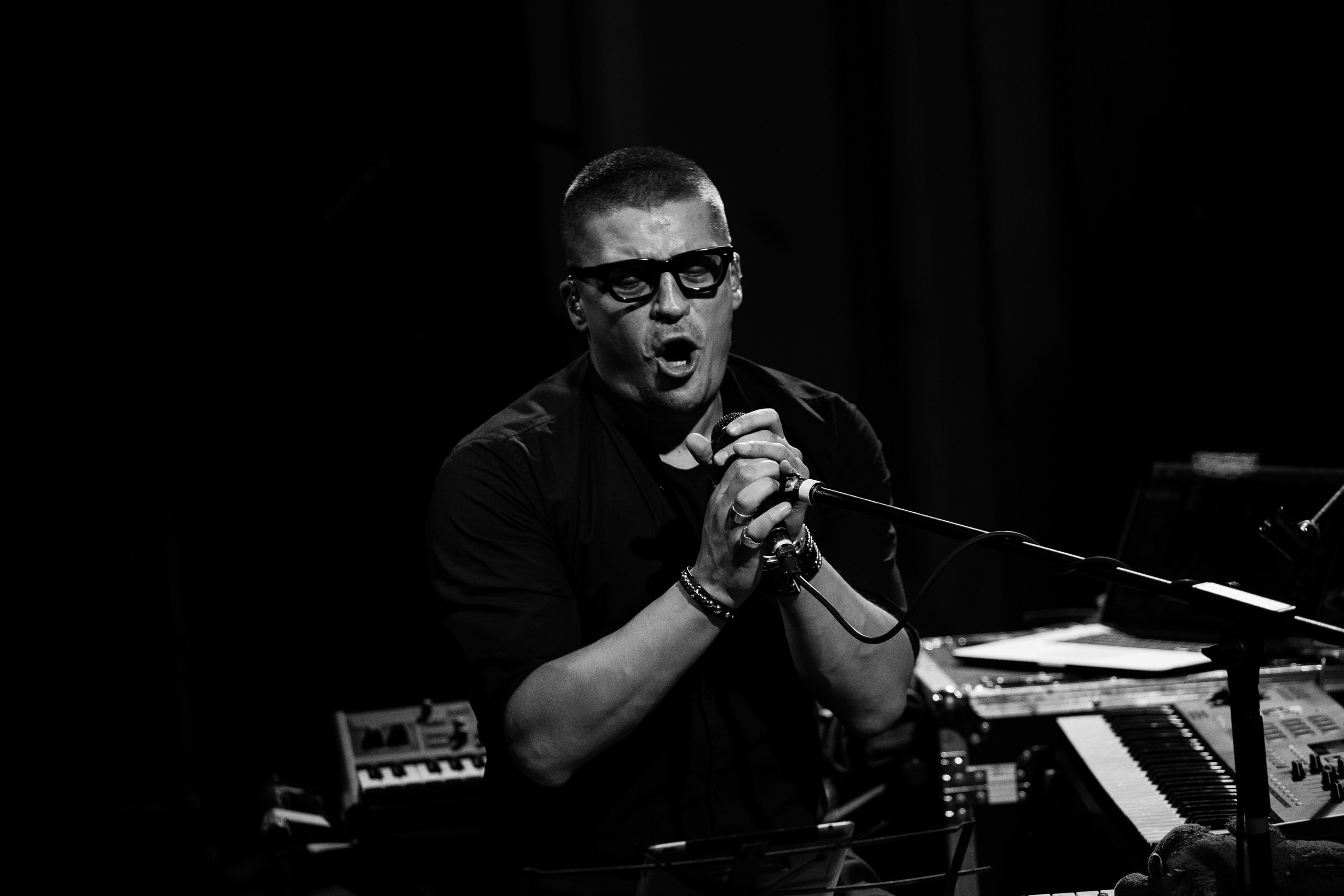 Концерт Антона Беляева. Михаил Белоусов фотограф Пермь