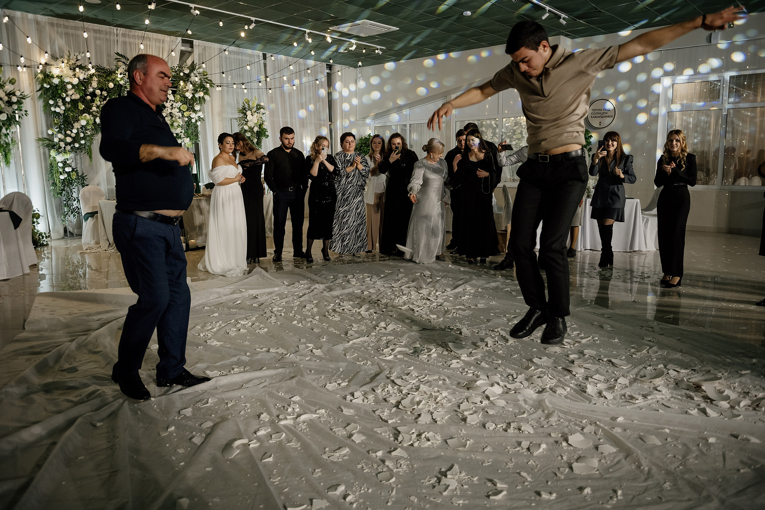 Диана и Геннадий. Свадебный фотограф Новороссийск Марина КрамарИна Полещук