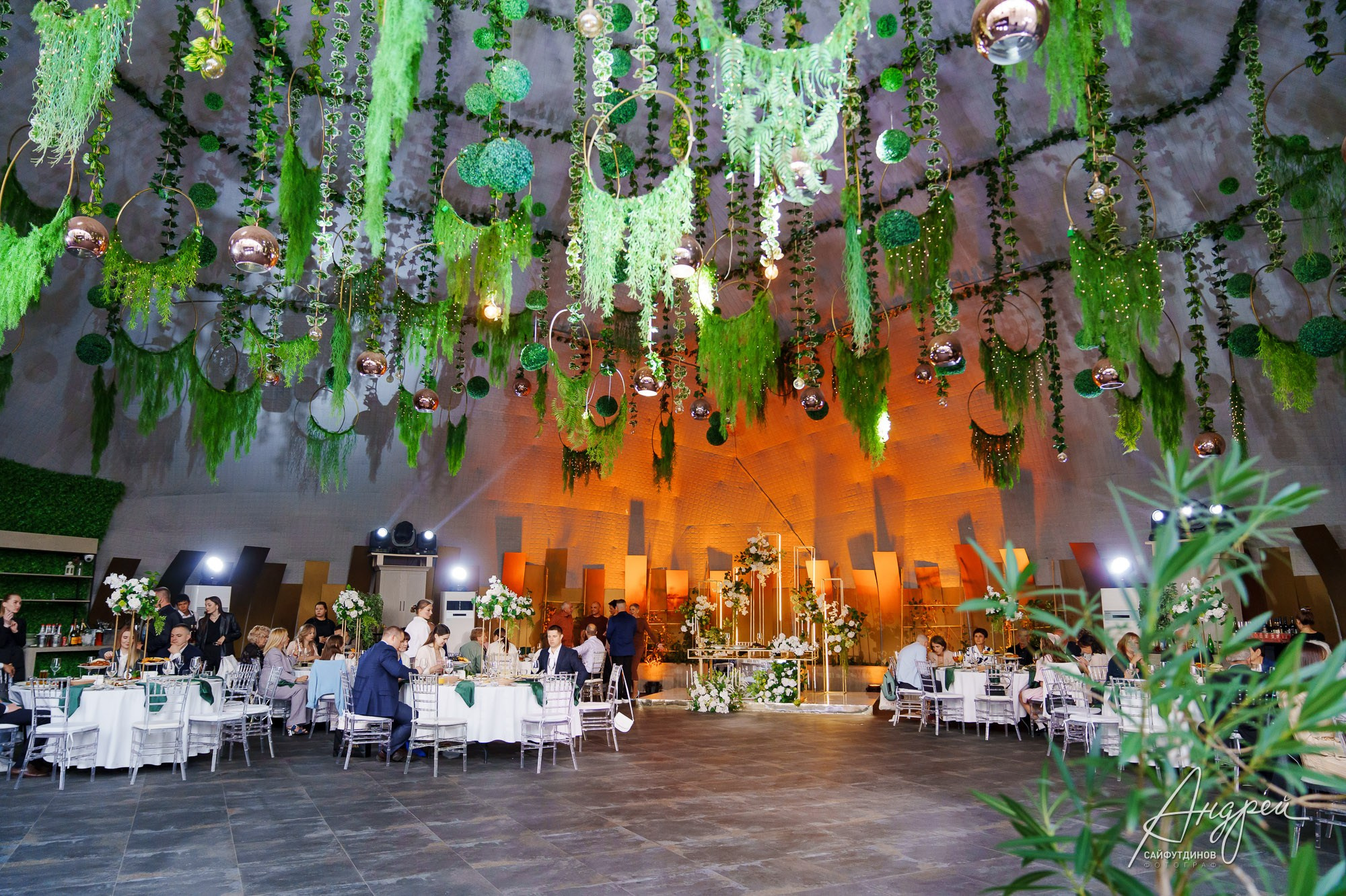 Фотоотчёт и бэкстейдж свадебной фотосессии. Свадебный и семейный фотограф в Ростове-на-Дону. Андрей Сайфутдинов