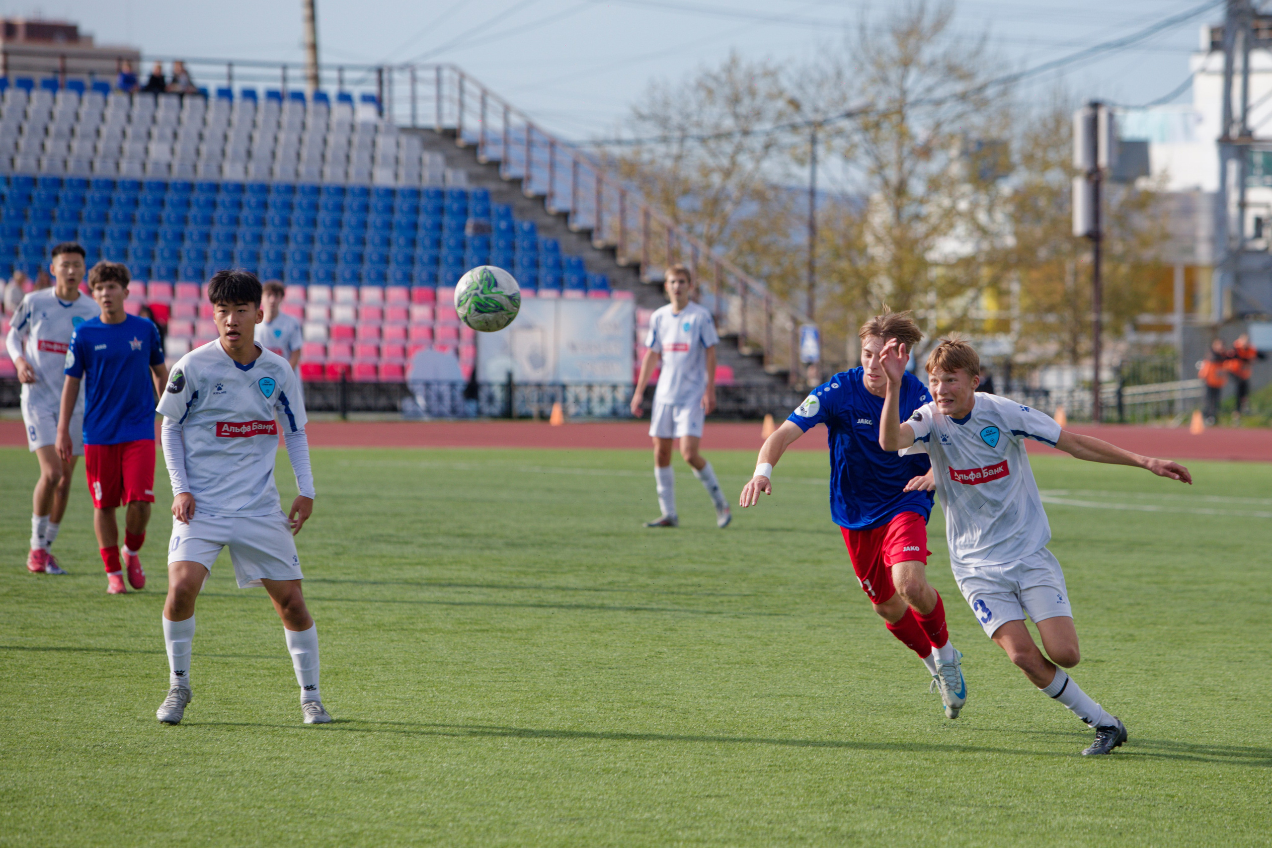 Матч ЮФЛ Сахалин-Хабаровск (U-18). Кутузов Евгений Фотограф в Южно-Сахалинске