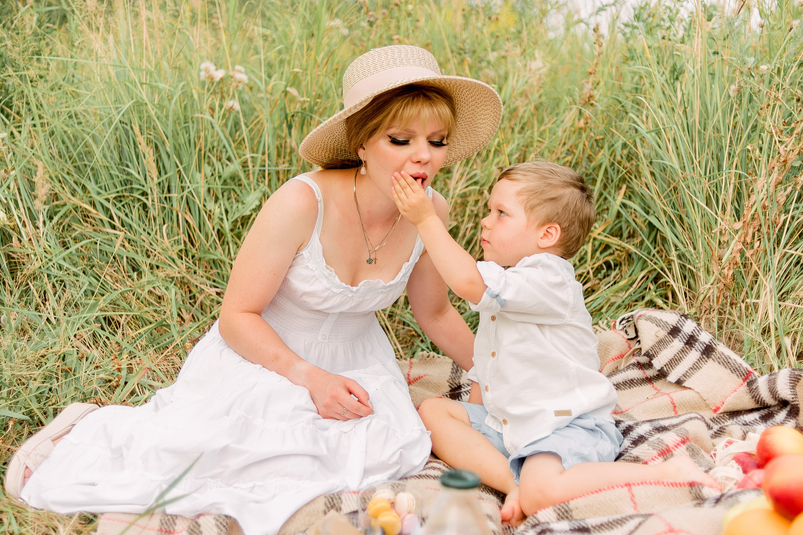 В поле. Фотограф Юлия Попова