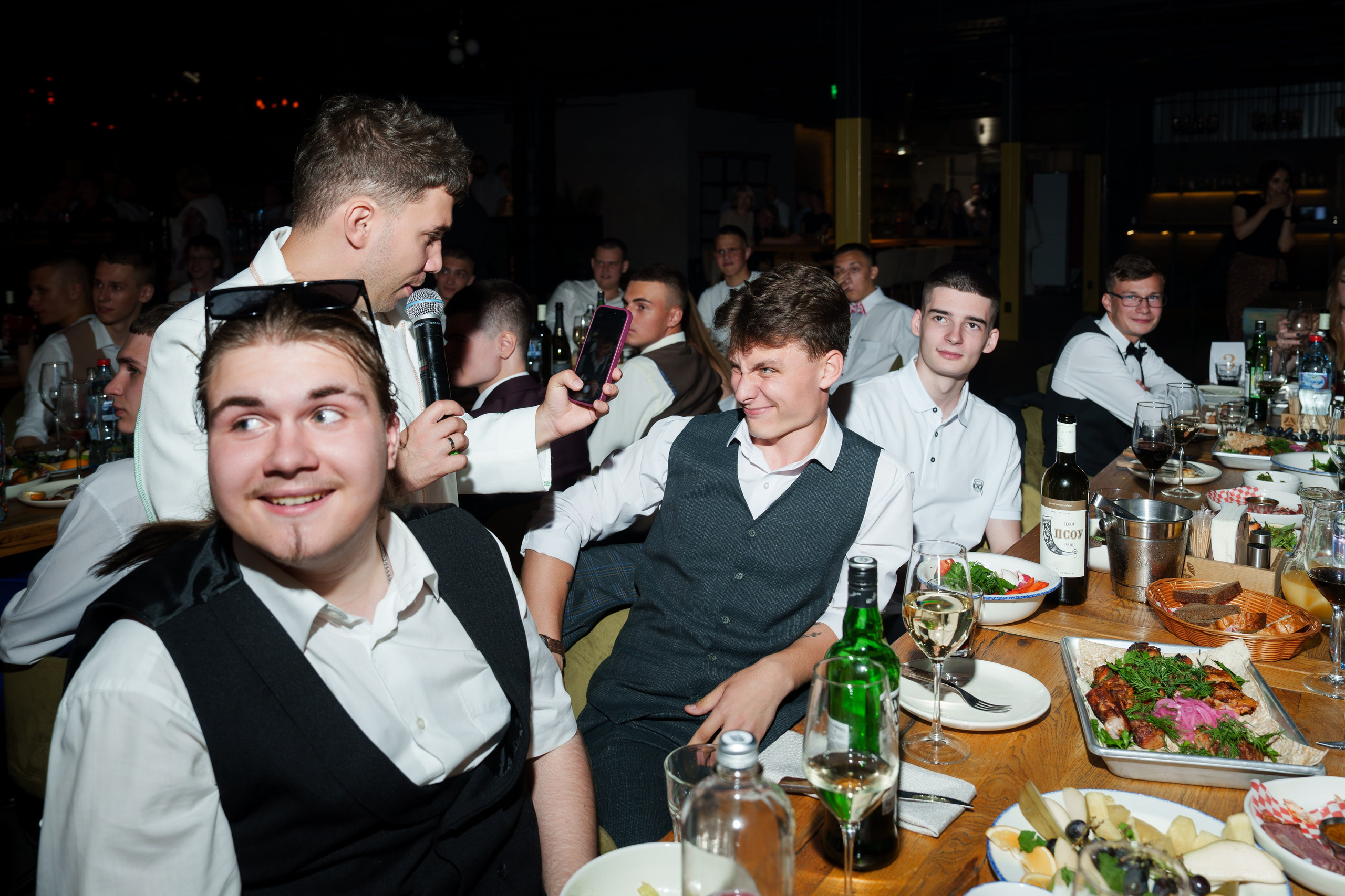 Выпускной лицея 27 (вечеринка). Свадебный и репортажный фотограф Элина Козырьянова
