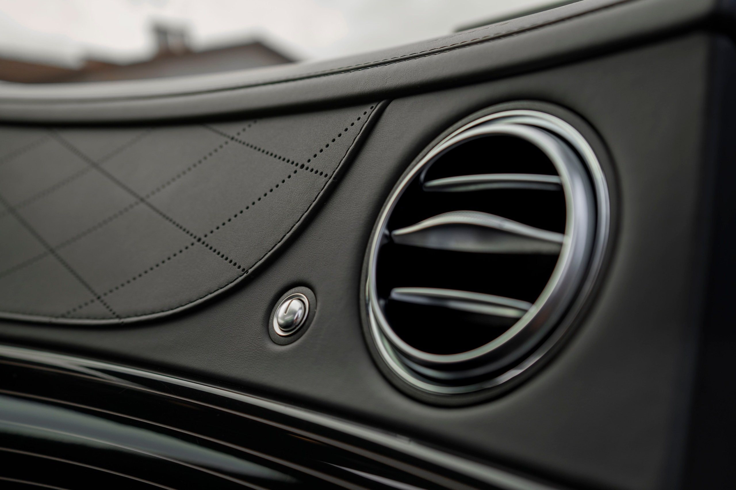 Mercedes S-class (W222)