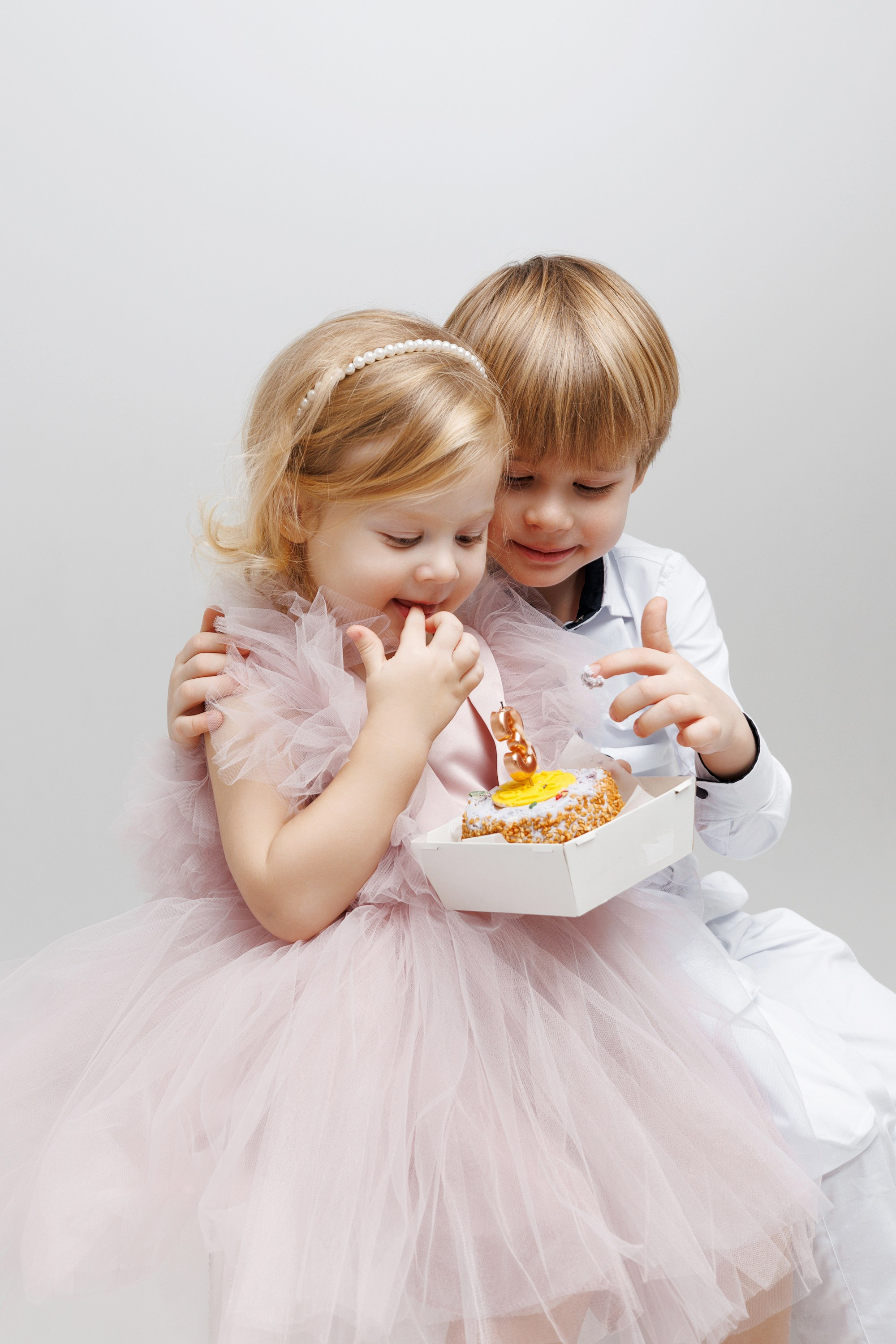 Съемка Дня Рождения Алисы в фотостудии CROSS-STUDIO зал IDEAL. Свадебный и семейный фотограф в Москве и МО Елена Агапова