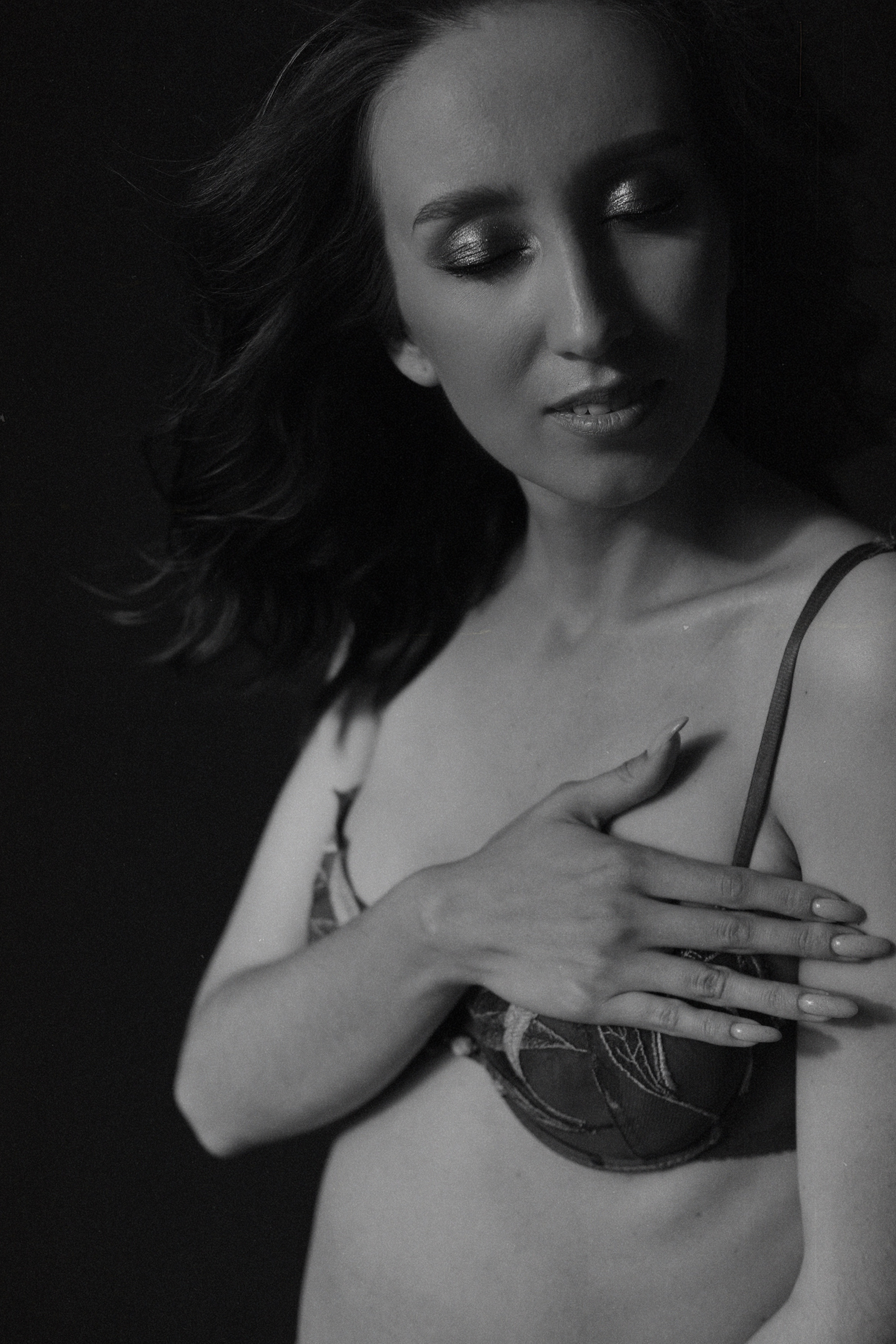 Юля. Главная