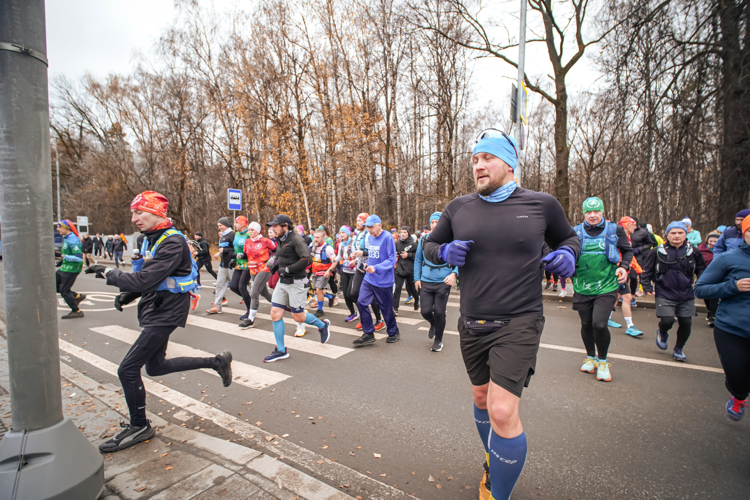 #марафонудома #яuzarun 2024 2-я петля, группа 6:30. Роман Капилюшов. Бег. Фото. Видео. г. Люберцы