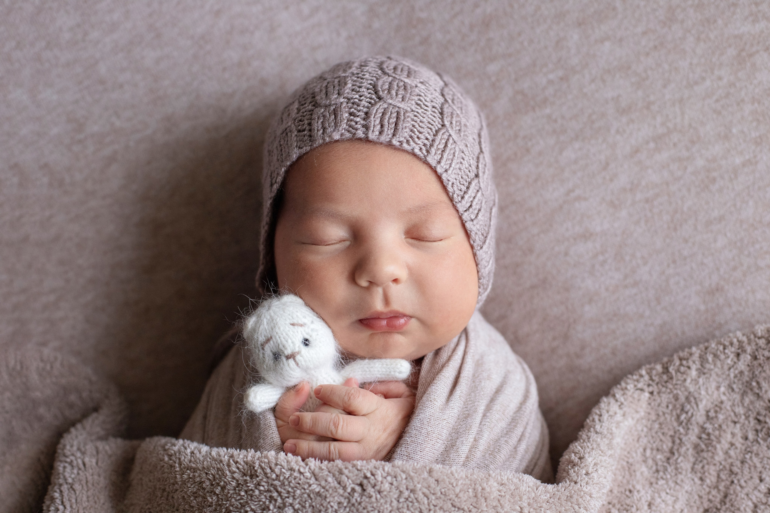 Антон и Олеся (Итого). Фотограф новорожденных в Екатеринбурге Татьяна Продан