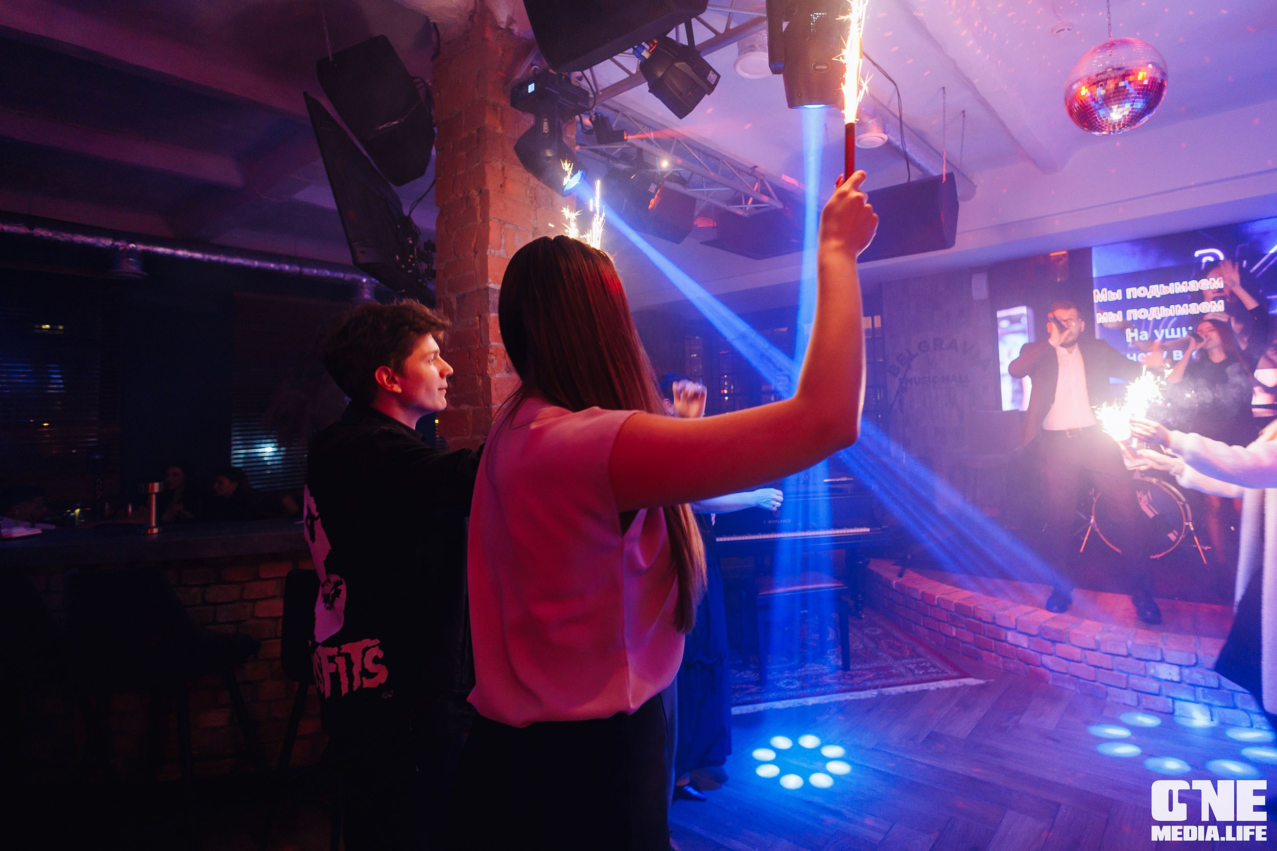 Фоторепортаж из караоке-клуба Белгравия. One Media Life: фоторепортажи, фотоотчеты с мероприятий и заведений