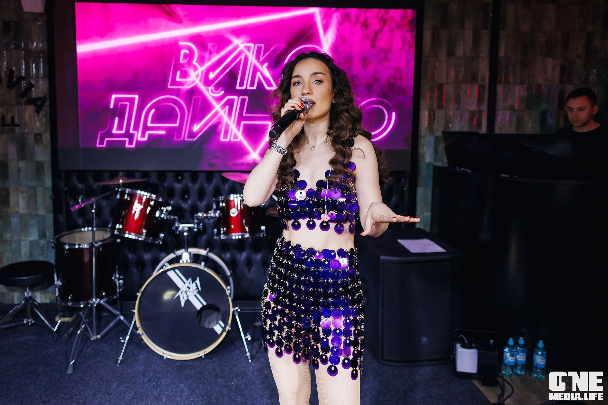 Фоторепортаж из караоке-клуба Белгравия. One Media Life: фоторепортажи, фотоотчеты с мероприятий и заведений