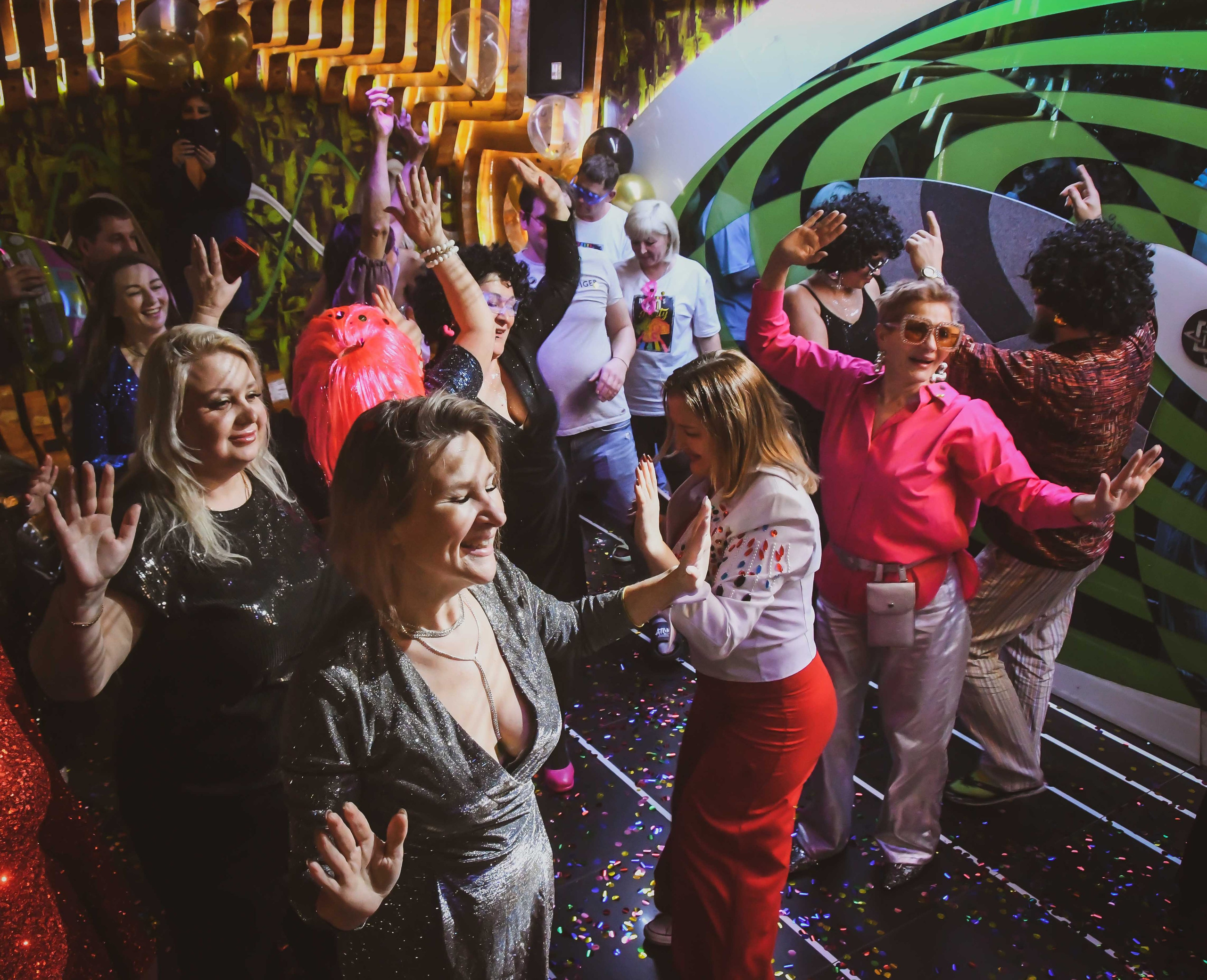 Свидетели дискотеки 80х. Репортажный и детский фотограф в Новосибирске