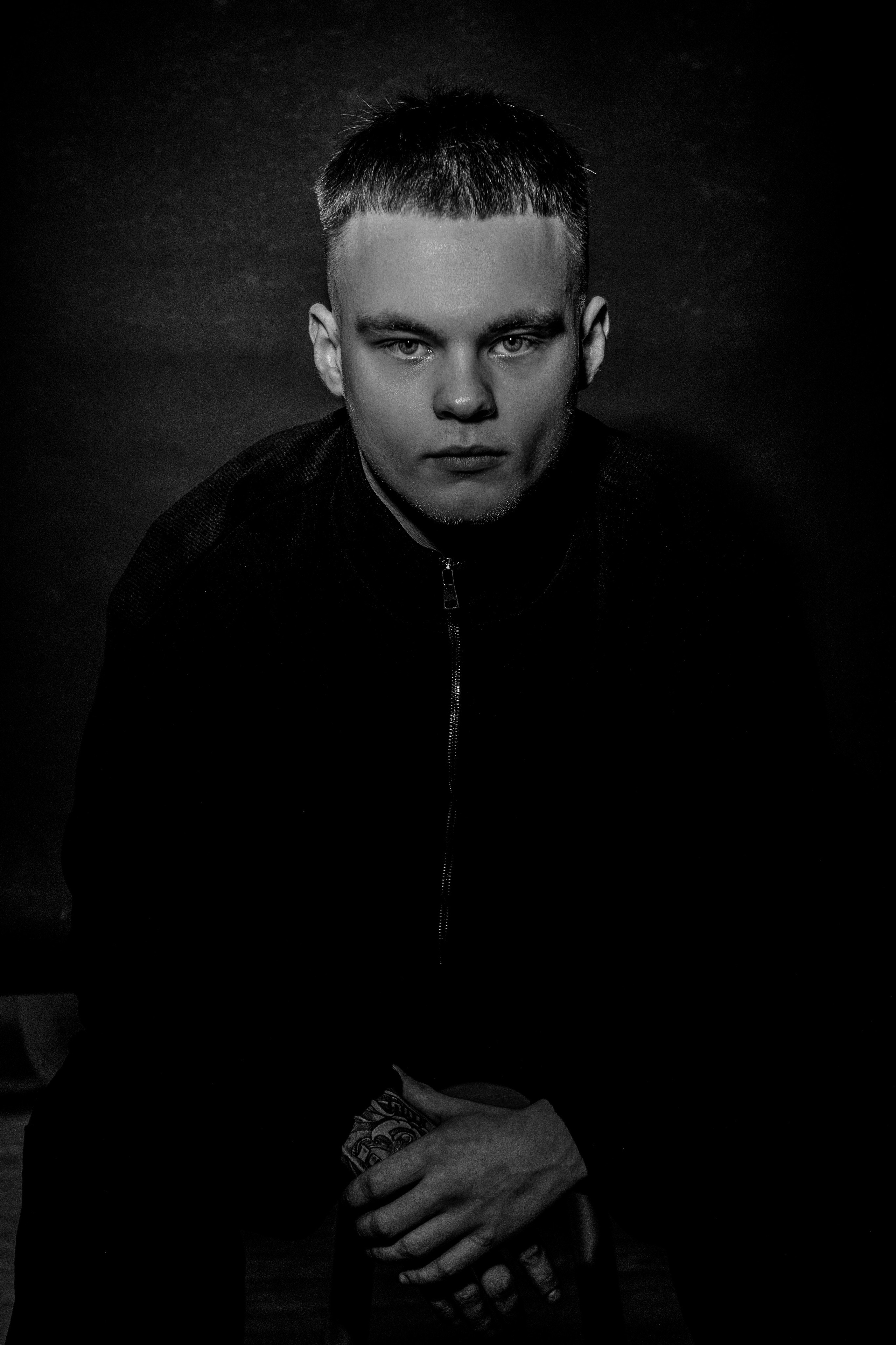 Карточка музыканта. Семейный фотограф в Озёрах и Коломне