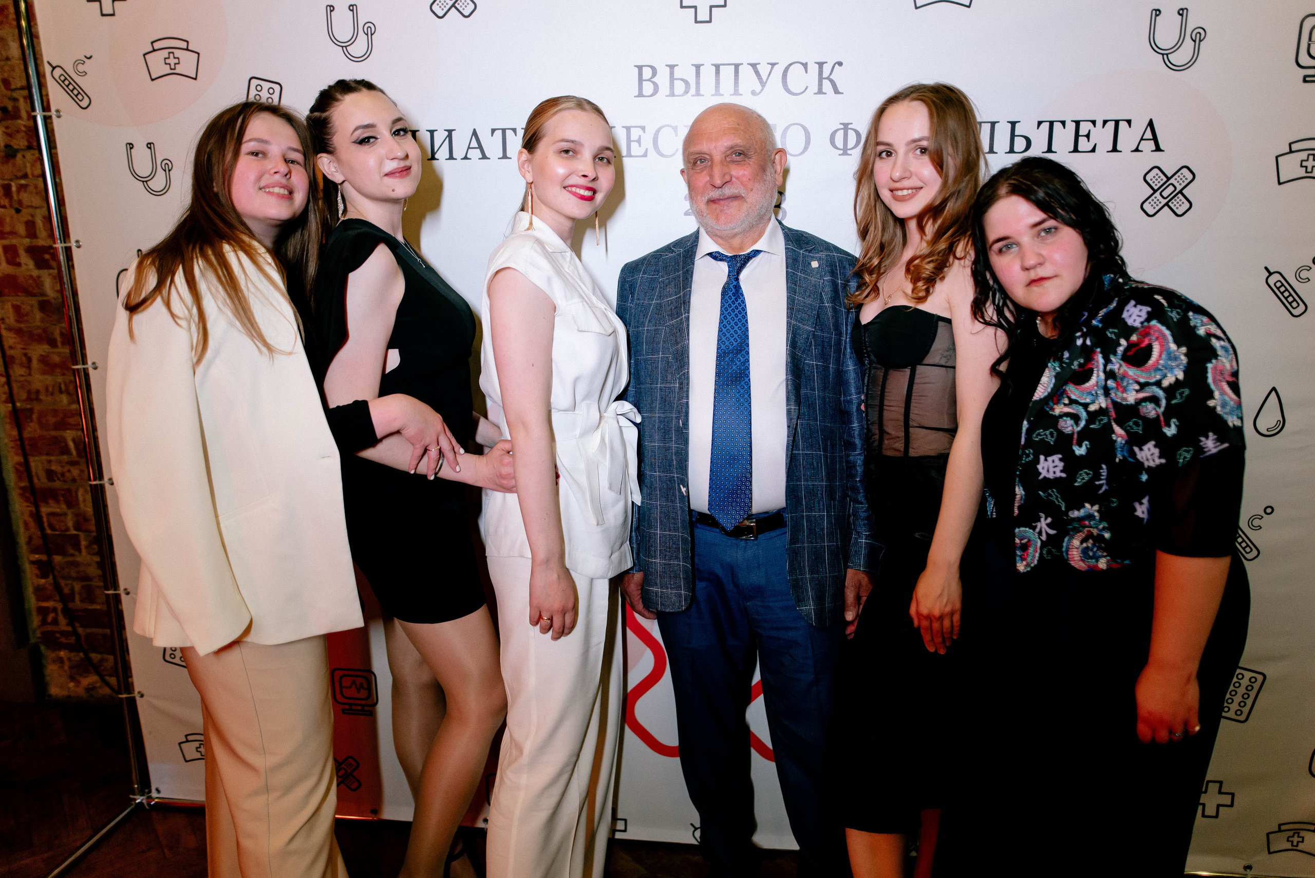 Выпускной Педиатрического факультета. Свадебный фотограф Булавина Кристина Нижний Новгород