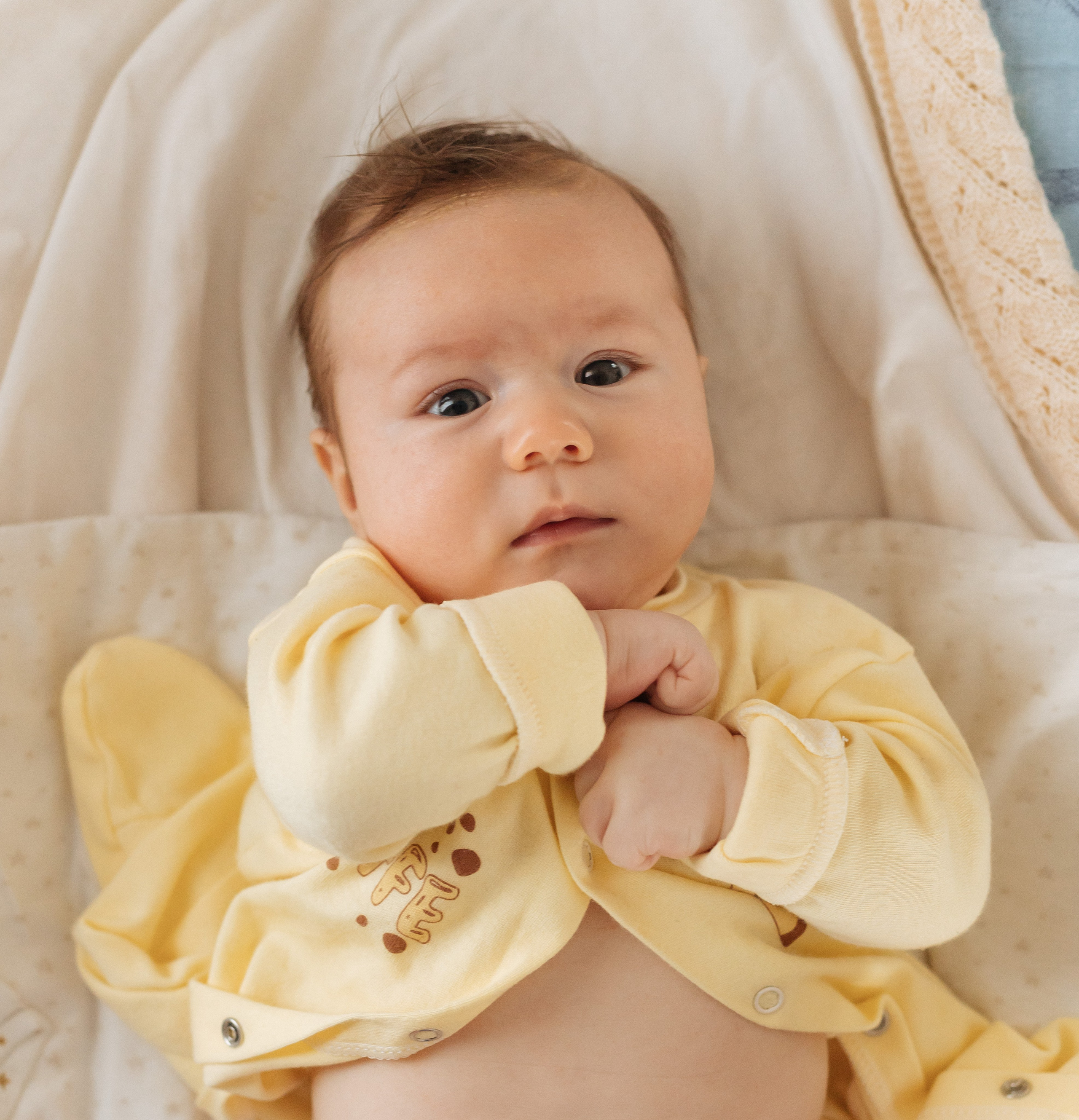 Мама с малышом дома. Фотограф текстиля в Москве Ольга Иванова