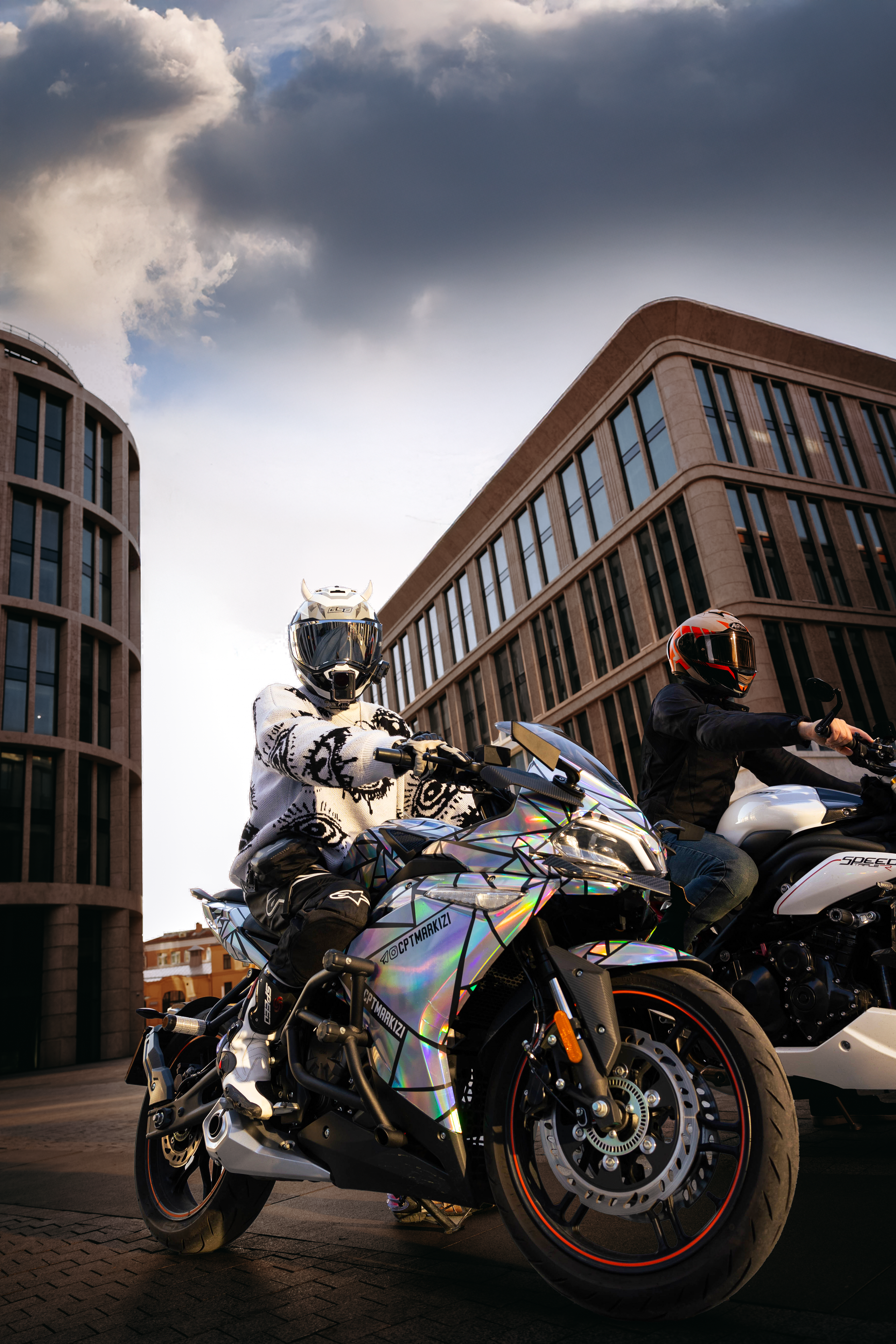 МОТО. Женский и свадебный фотограф в Санкт-Петербурге Элизабет Ланцова. Будуарные съемки, свадебные съемки, лавстори, контент-съемка