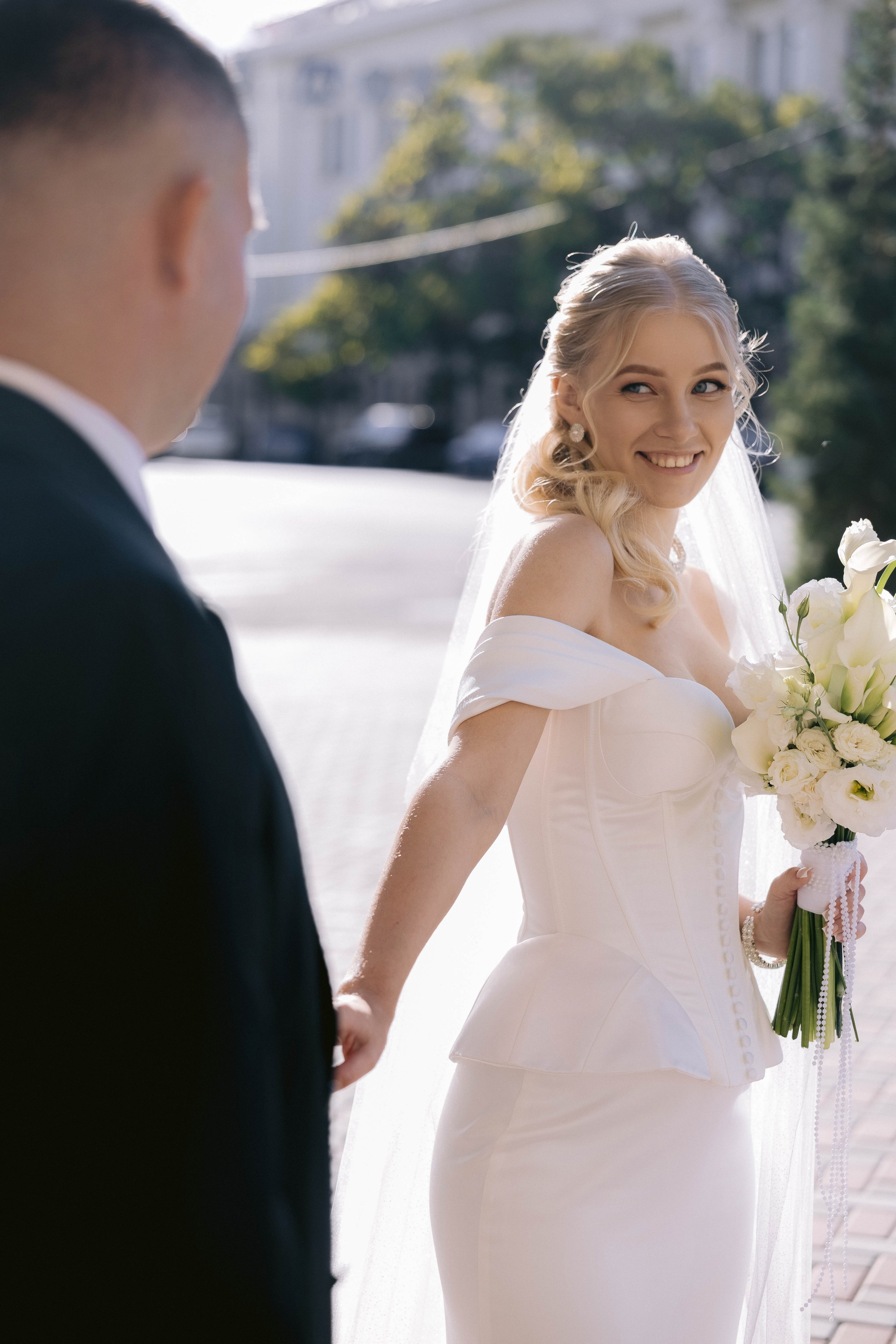 Ангелина, Ефим (прогулка после ЗАГСа). Фотограф в Волгограде Кристина Прохоренко