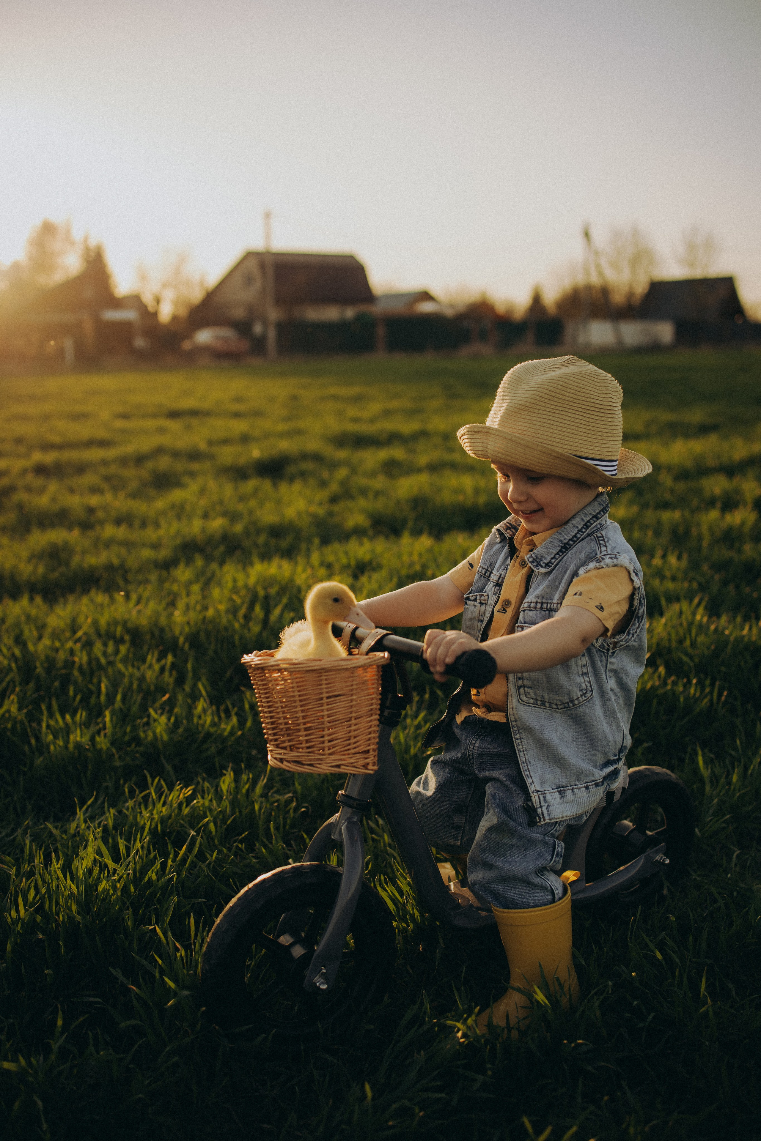 Фотосессия в поле. ОБО МНЕ
