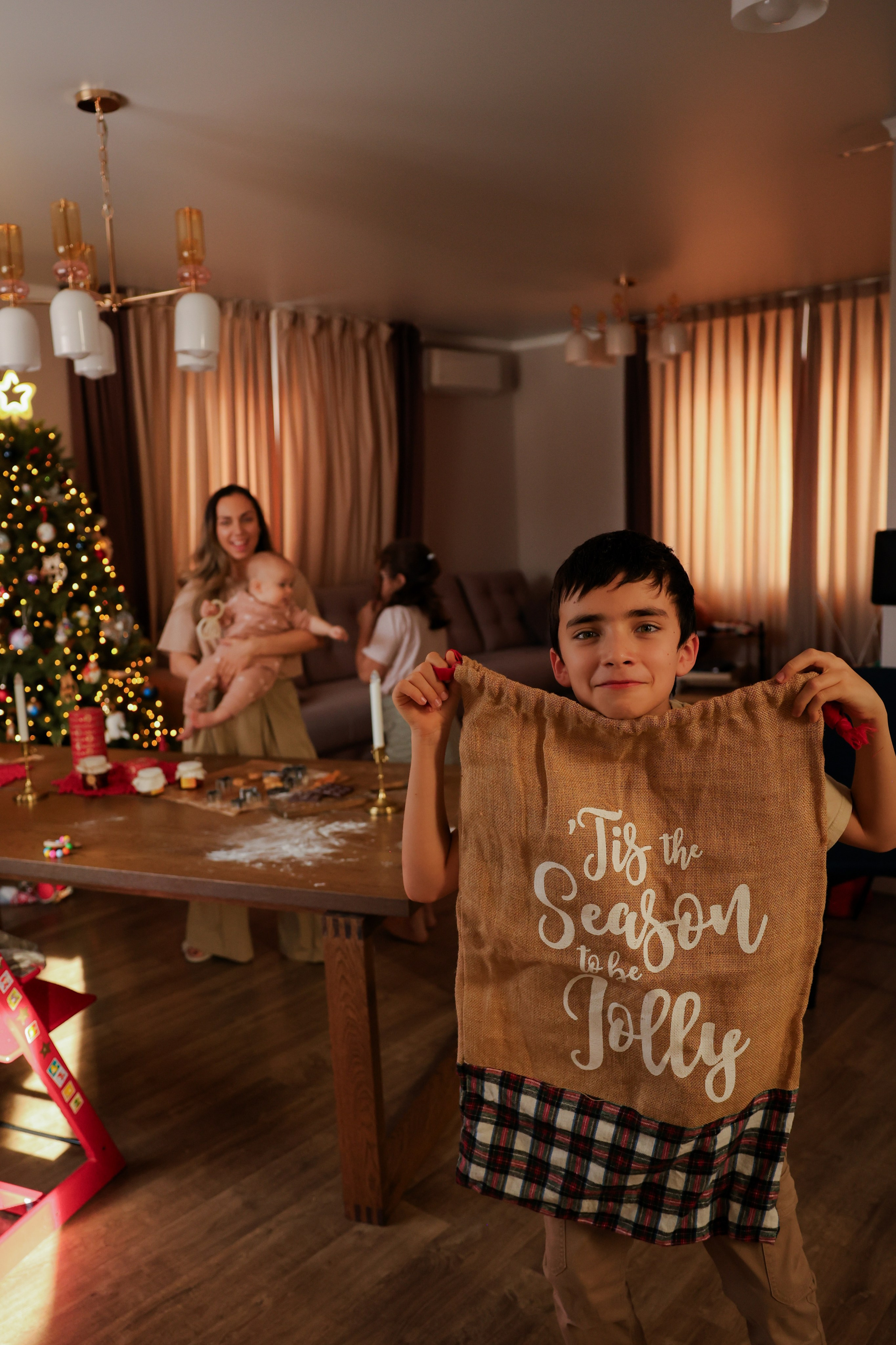 Новогоднее печенье всей семьей. Ваш семейный newborn и lifestyle фотограф в СПБ Наталья Журавлева