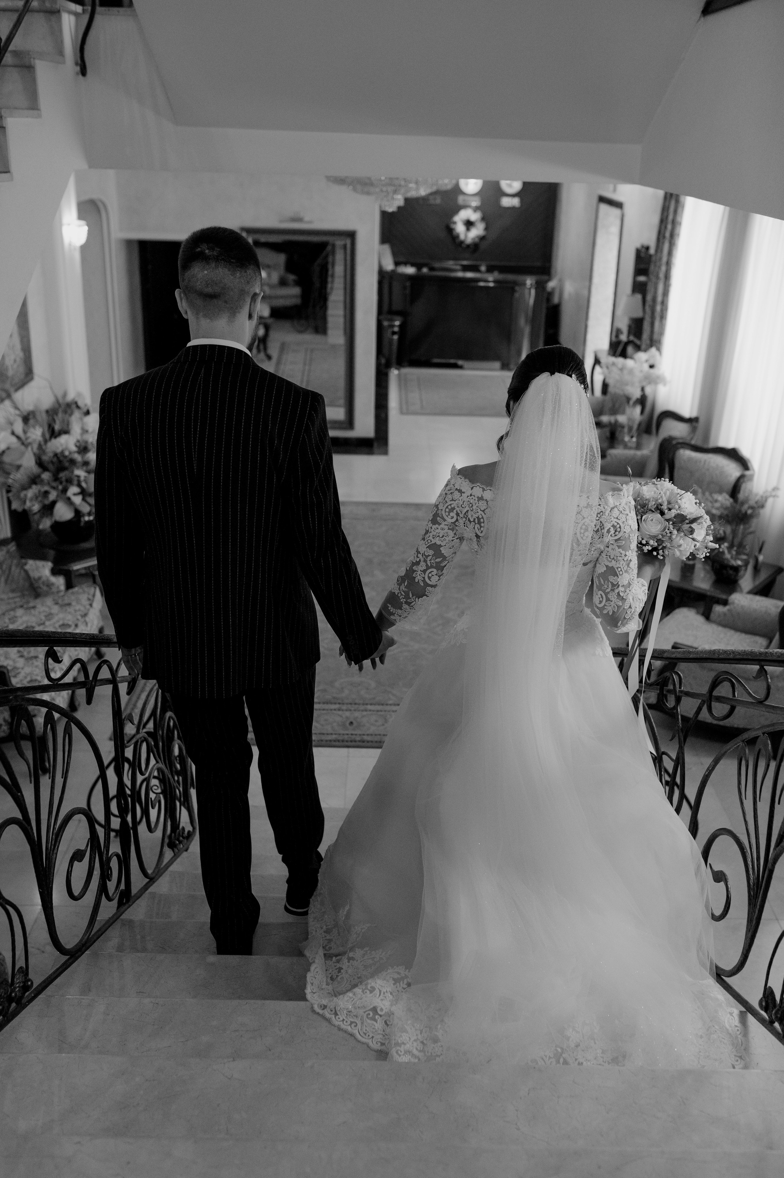 Кристина и Максим — камерная семейная свадьба в Караганде. Свадебный фотограф Караганда