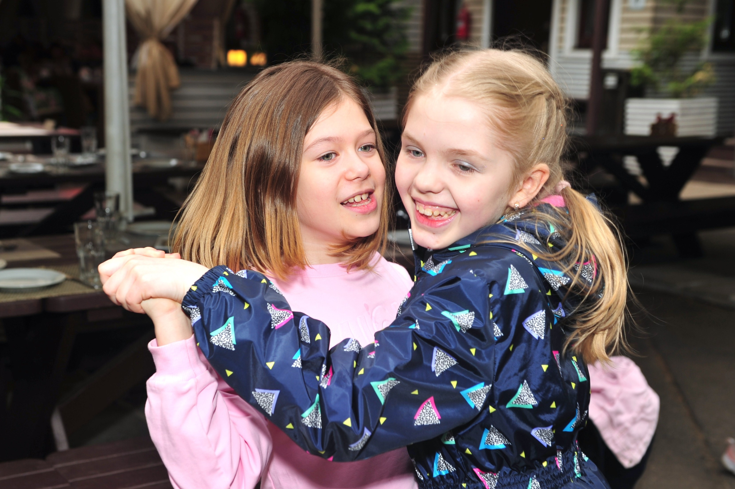 Выпускной для 4-го класса школы Протон в кафе Маска в Филёвском Парке. Свадебный и семейный фотограф в Москве Ирина Гончарова