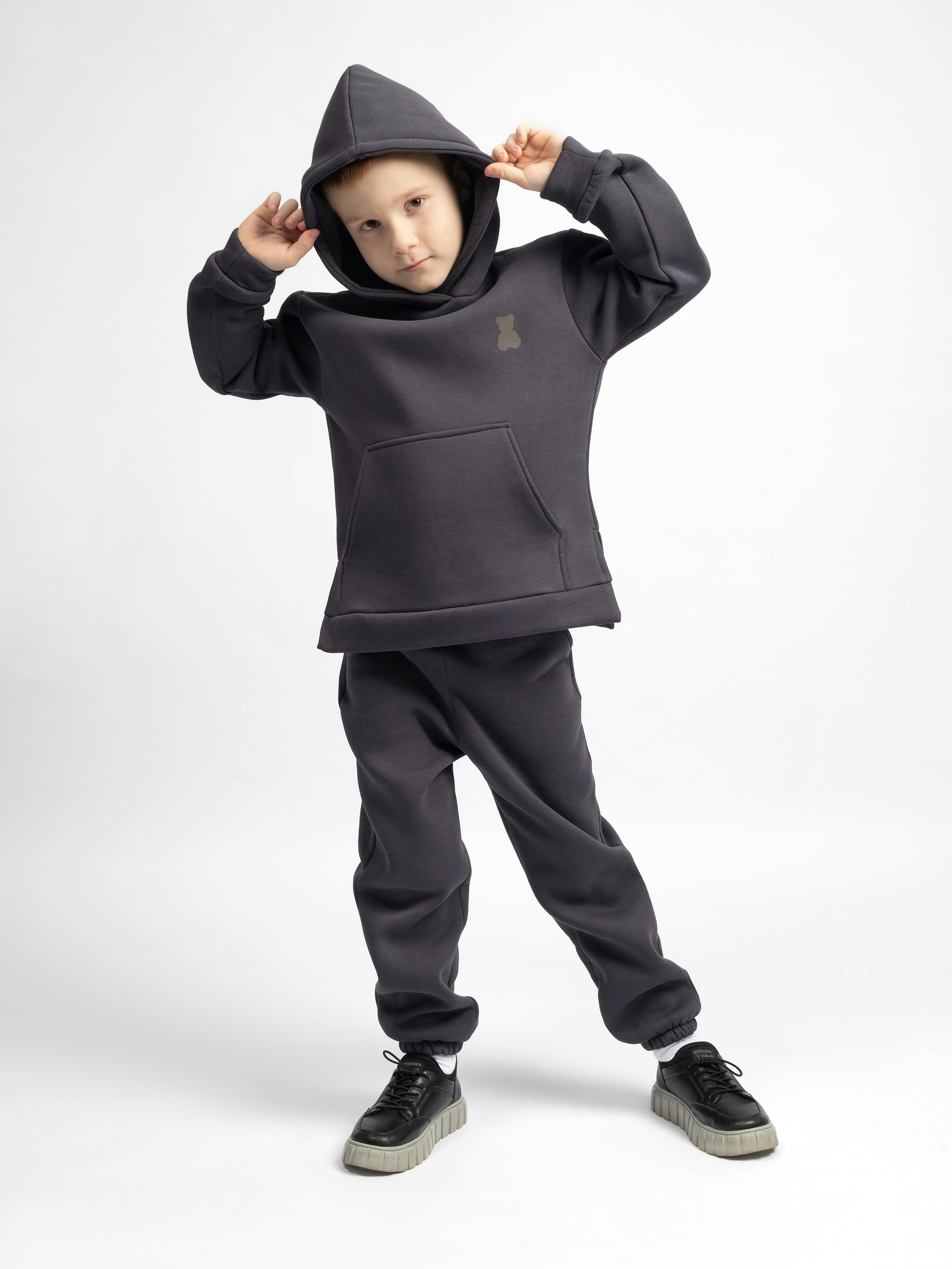 Модельная съёмка. Первая во Владимире маркетплейс фотостудия (модельная и предметная съёмка) PORTRETO