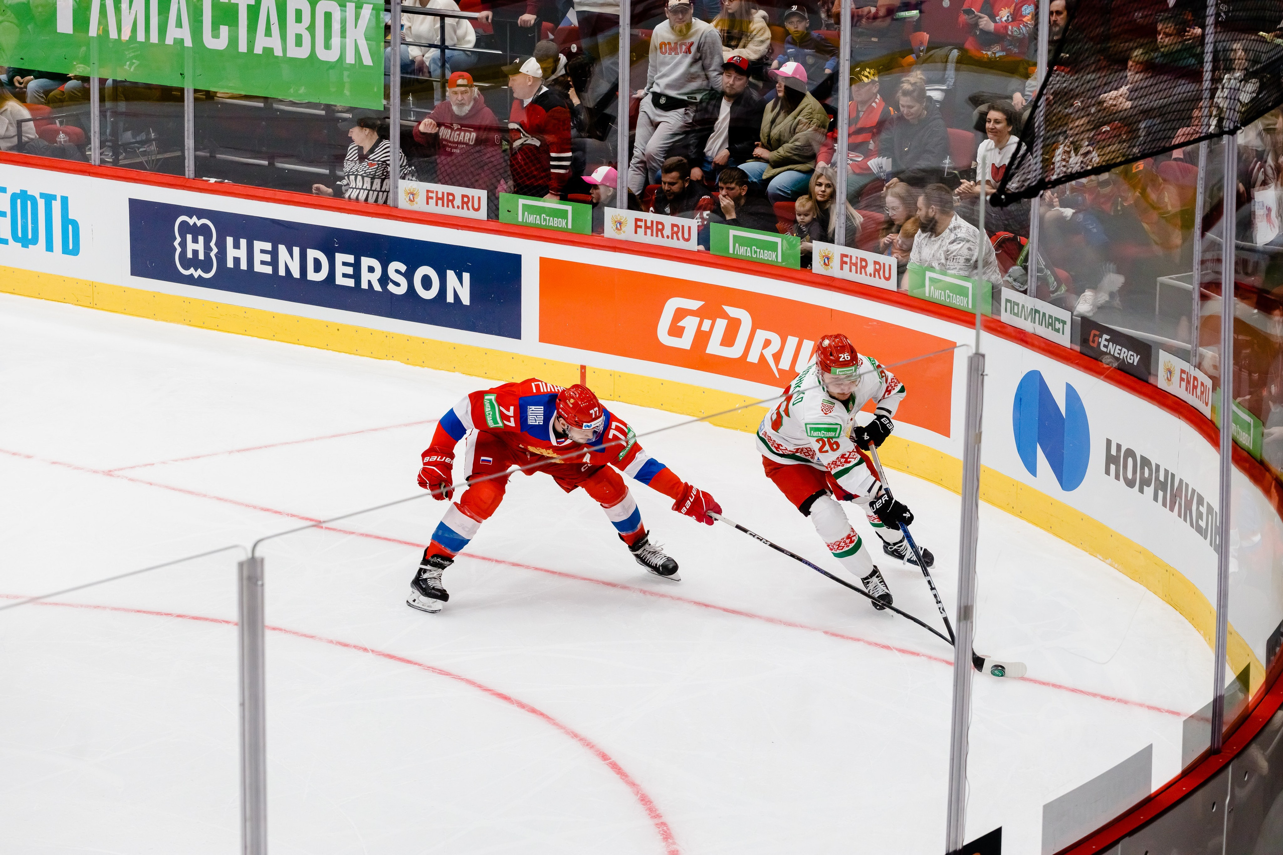 Россия — Беларусь. Свадебный и репортажный фотограф в Омске. Червоткин Никита