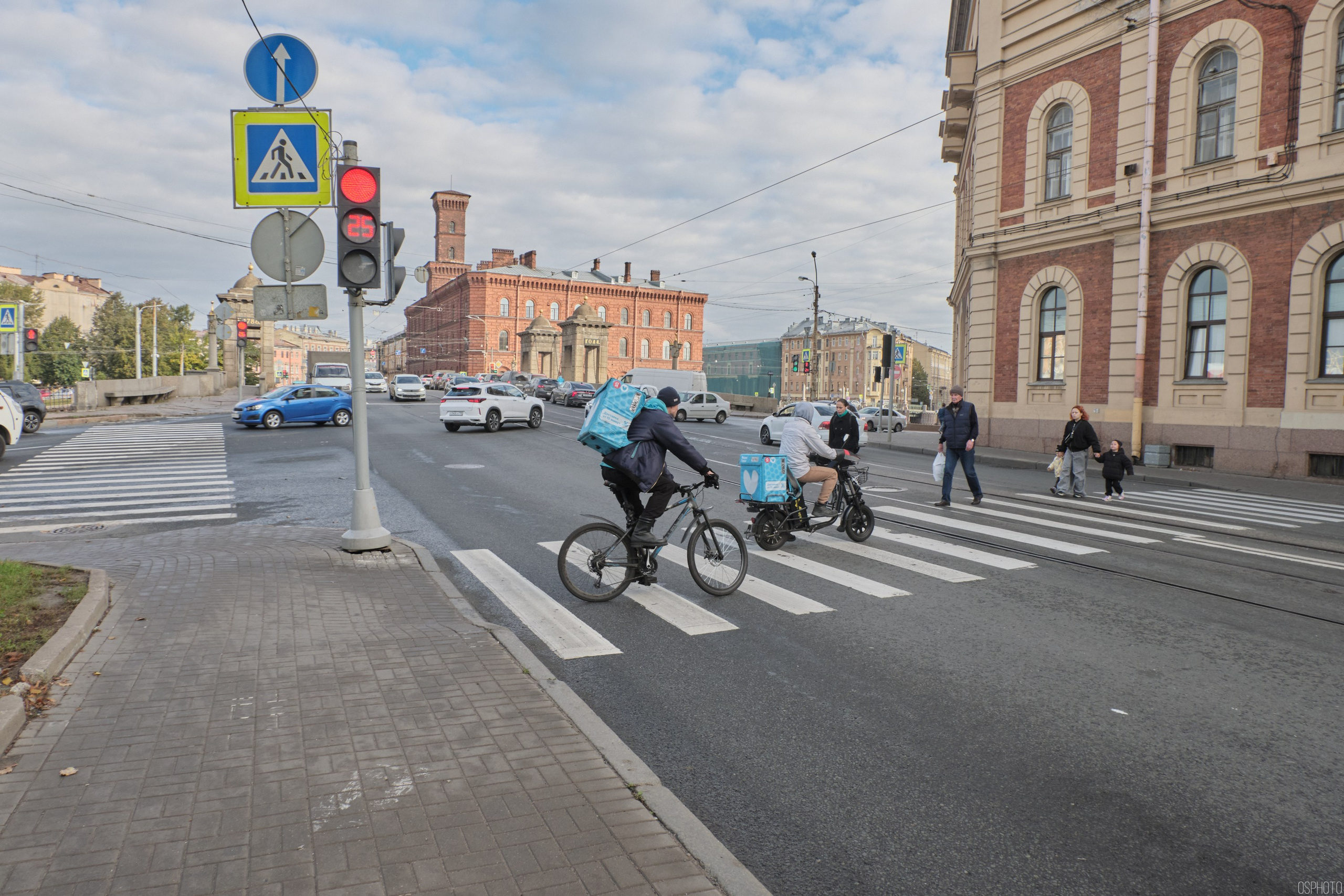 Санкт-Петербург. Фотографъ Сергѣевъ. Поймать мгновеніе