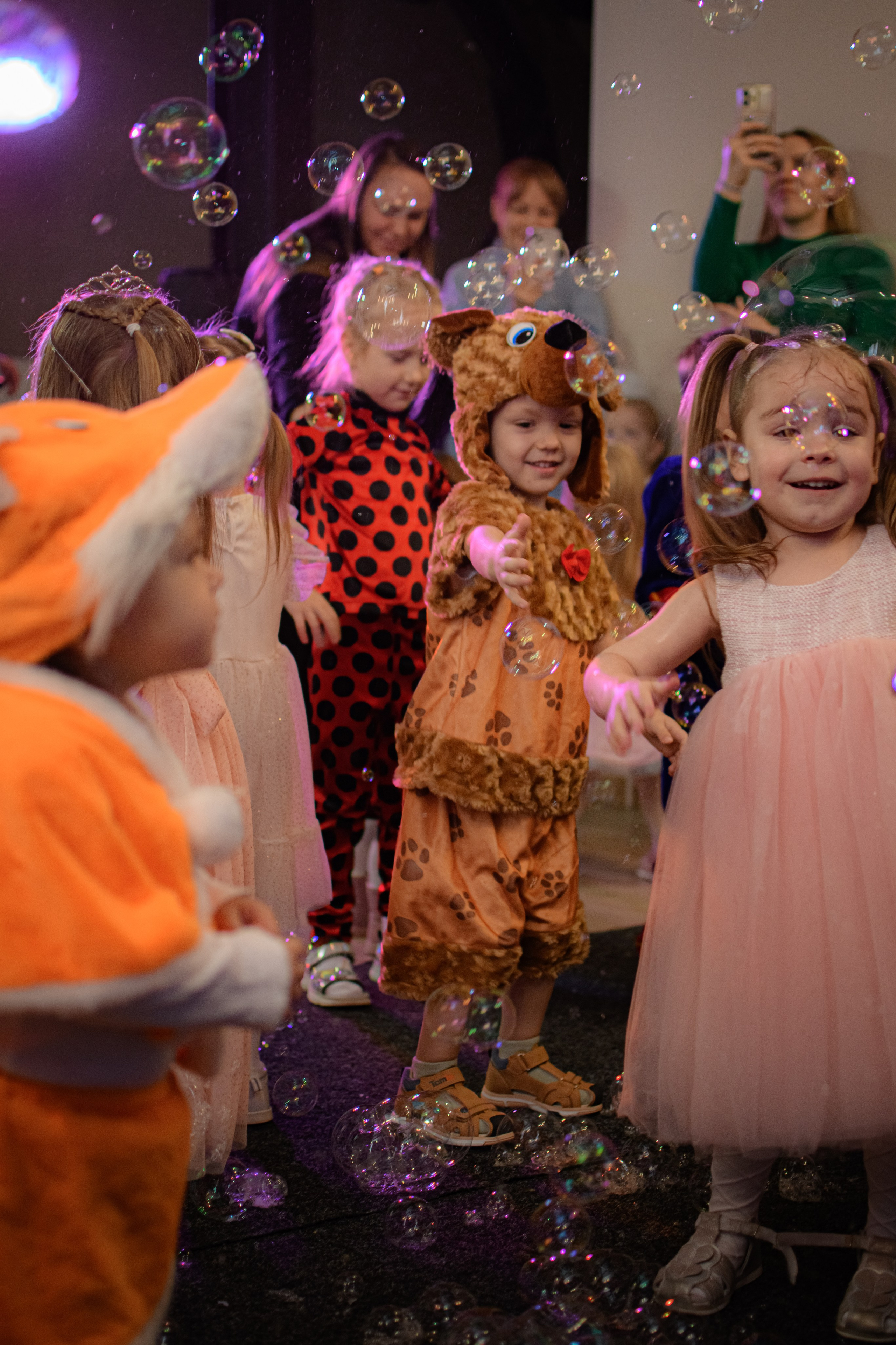 HAPPY NEW YEAR. Photokarish