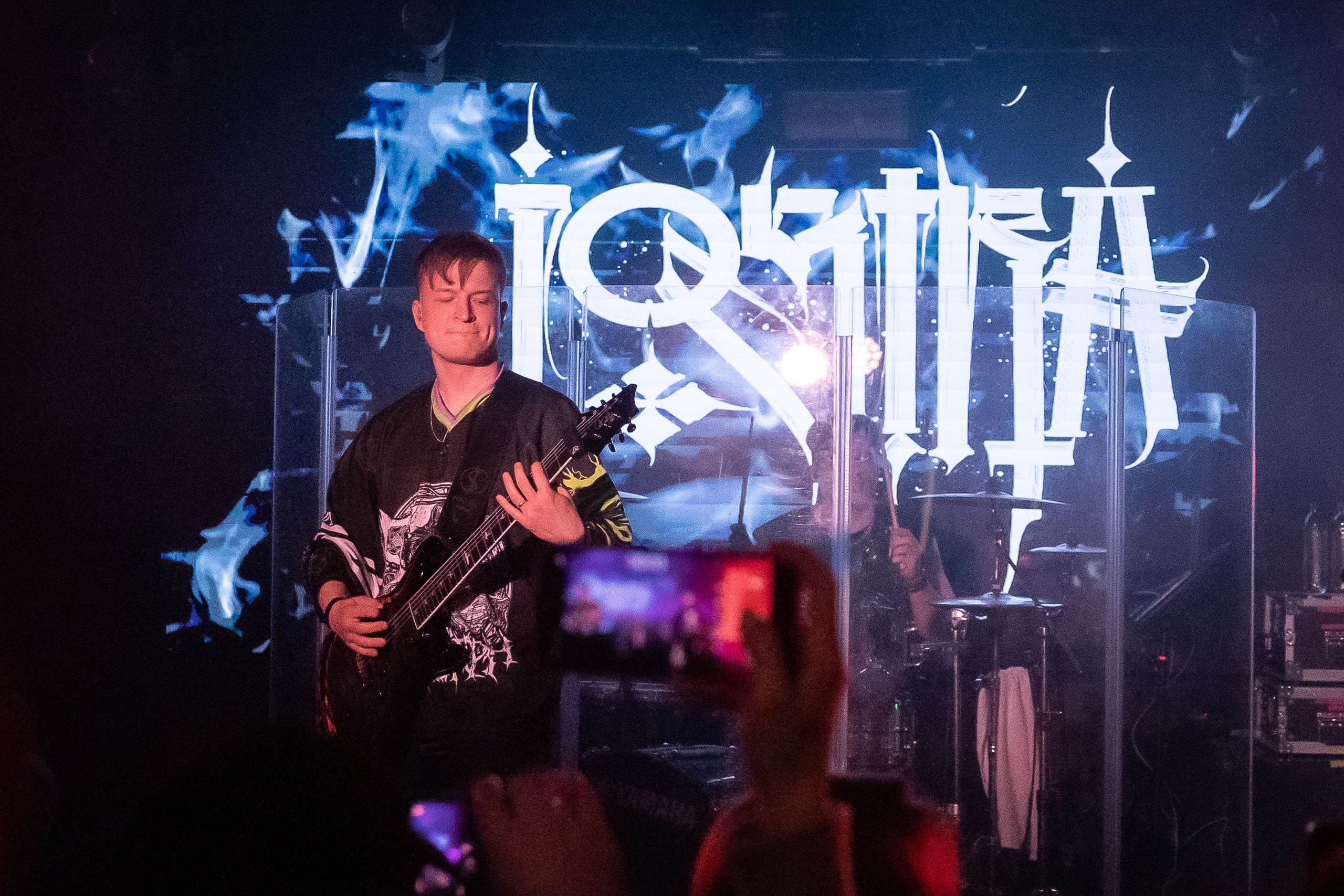 Концерт альтернатив метал группы iOSTRA в «Music bar Мумий Тролль» Москва. Фотограф Владимир Охрименко