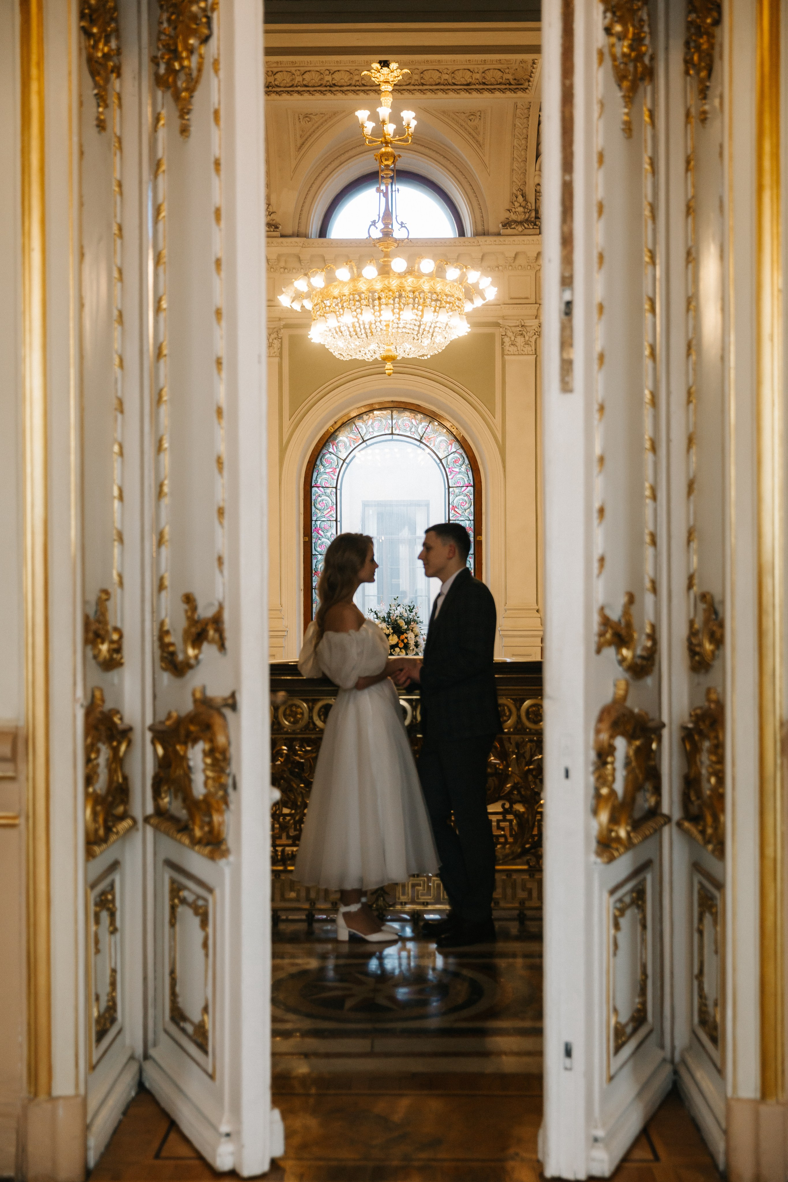 ДВОРЕЦ № 1 | Март, Исаакий, Английская набережная. Свадебный фотограф в Санкт-Петербурге Полина Корзухина