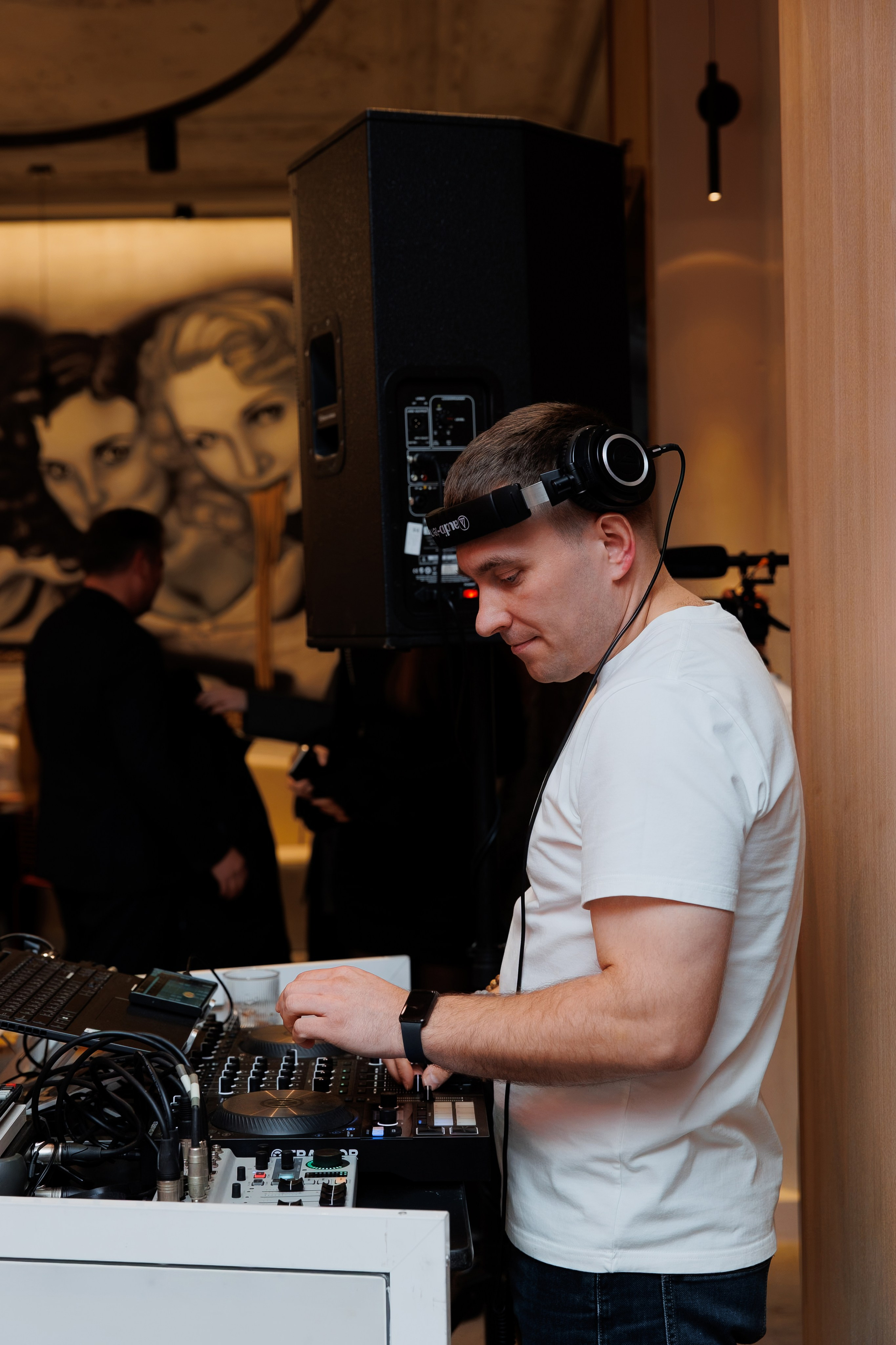 AMORE ОТРКРЫТИЕ — DAY I. СВОИ. ФОТООТЧЕТЫ-СОБЫТИЯ-МЕСТА