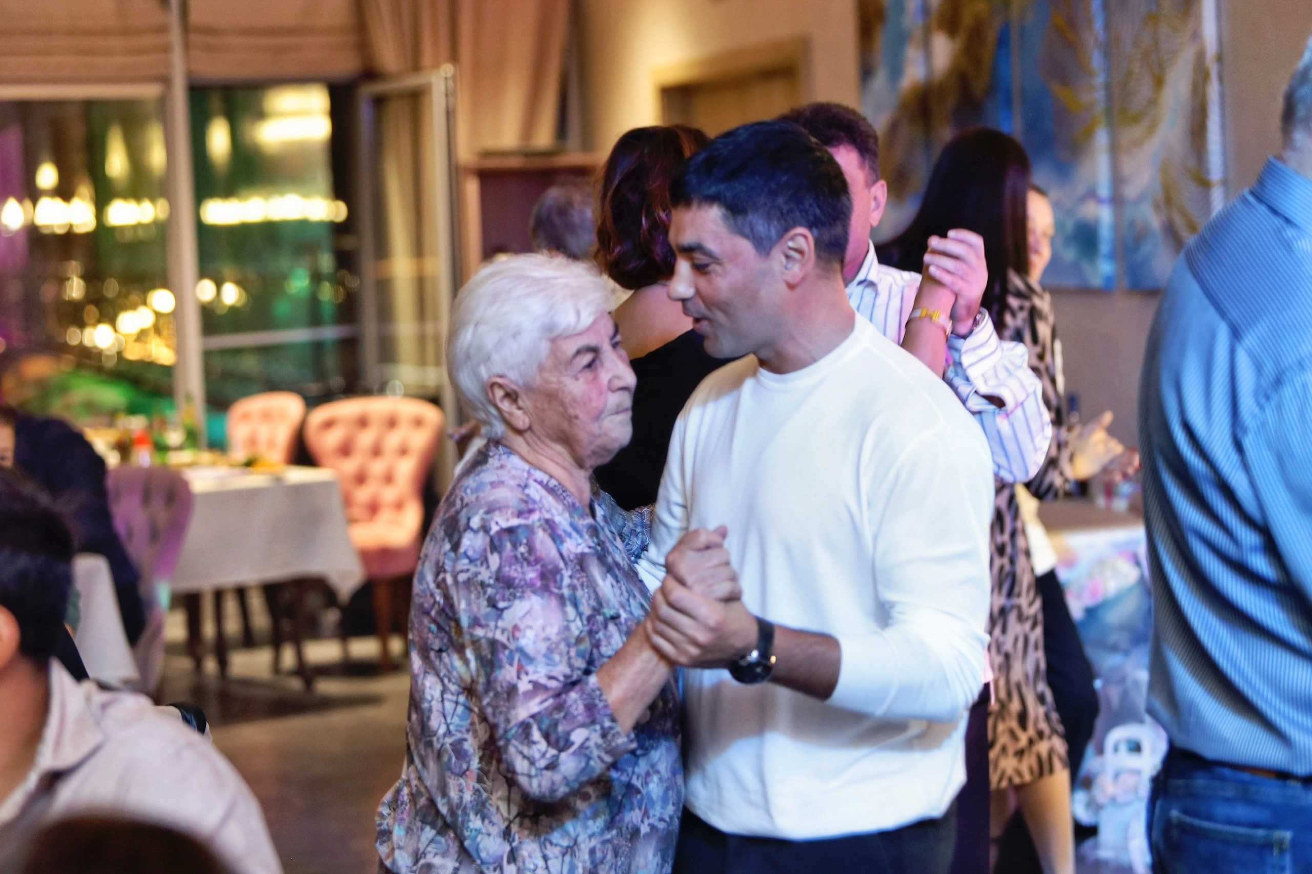 Юбилей Оксана 50 лет. Репортажный фотограф Анапа