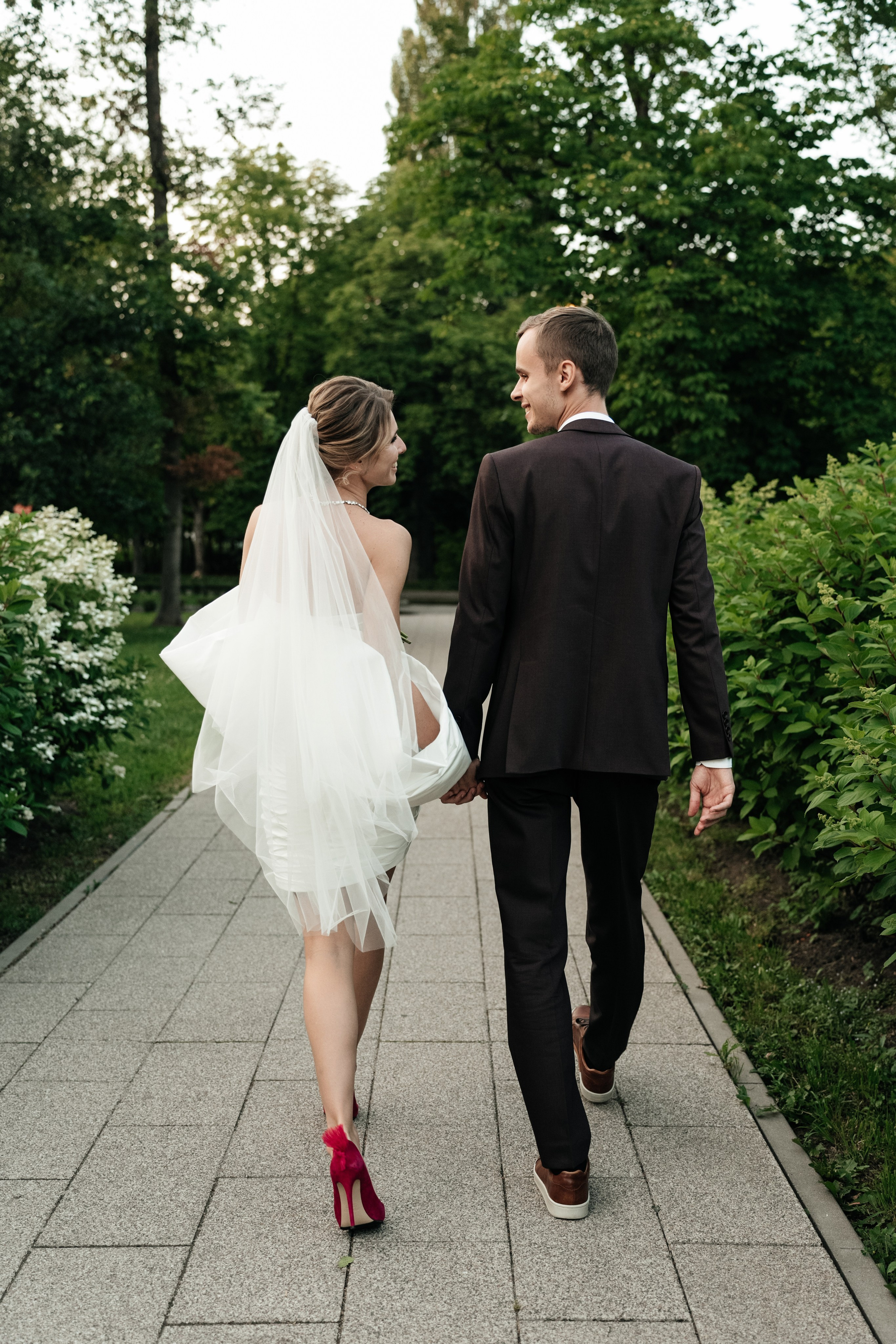 Ресторан Домик в саду, ВДНХ. Свадебный фотограф Москва Александра Аверкова