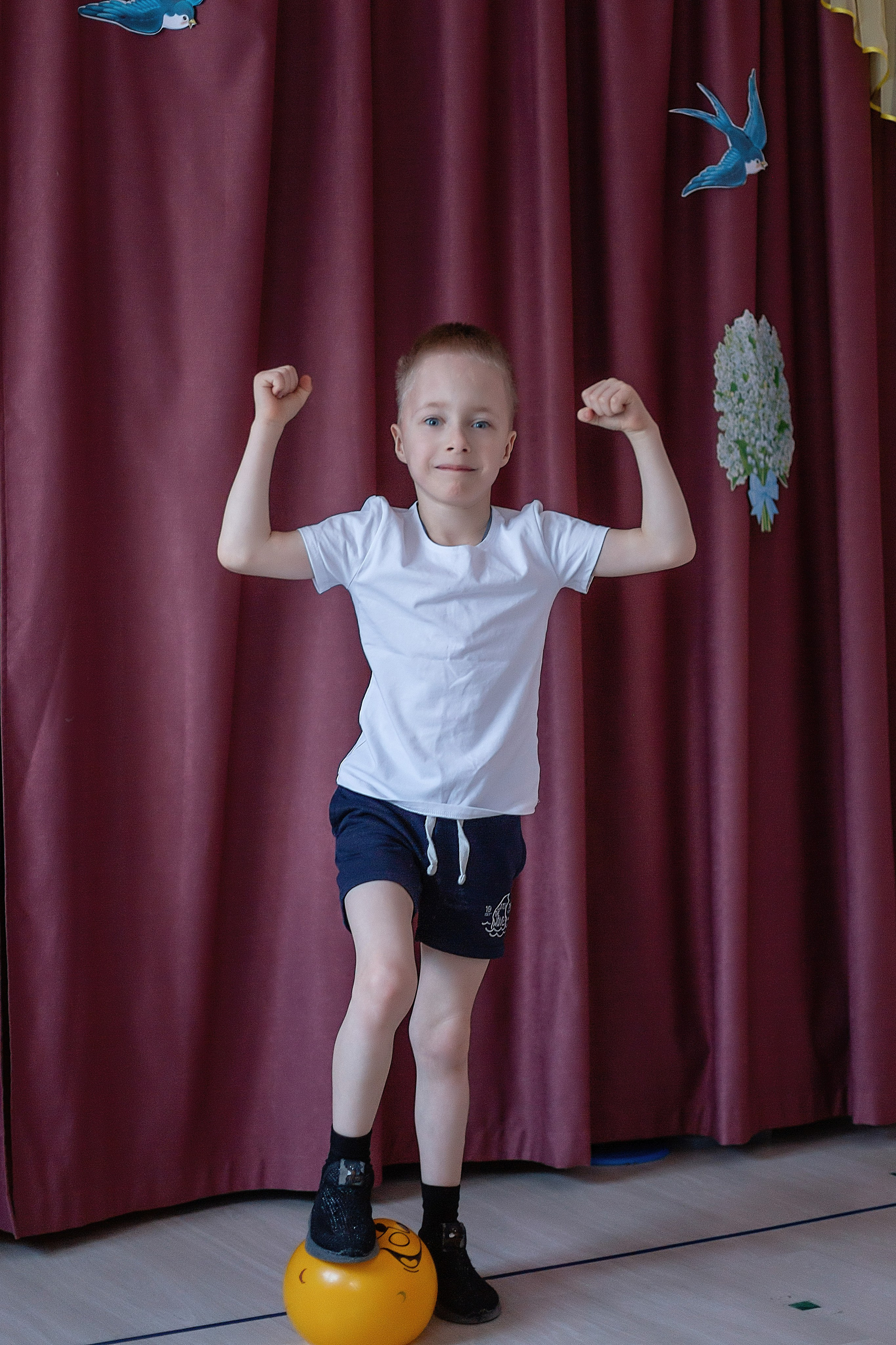 Выпускной фотоальбом 2025. Семейный фотограф в Санкт-Петербурге