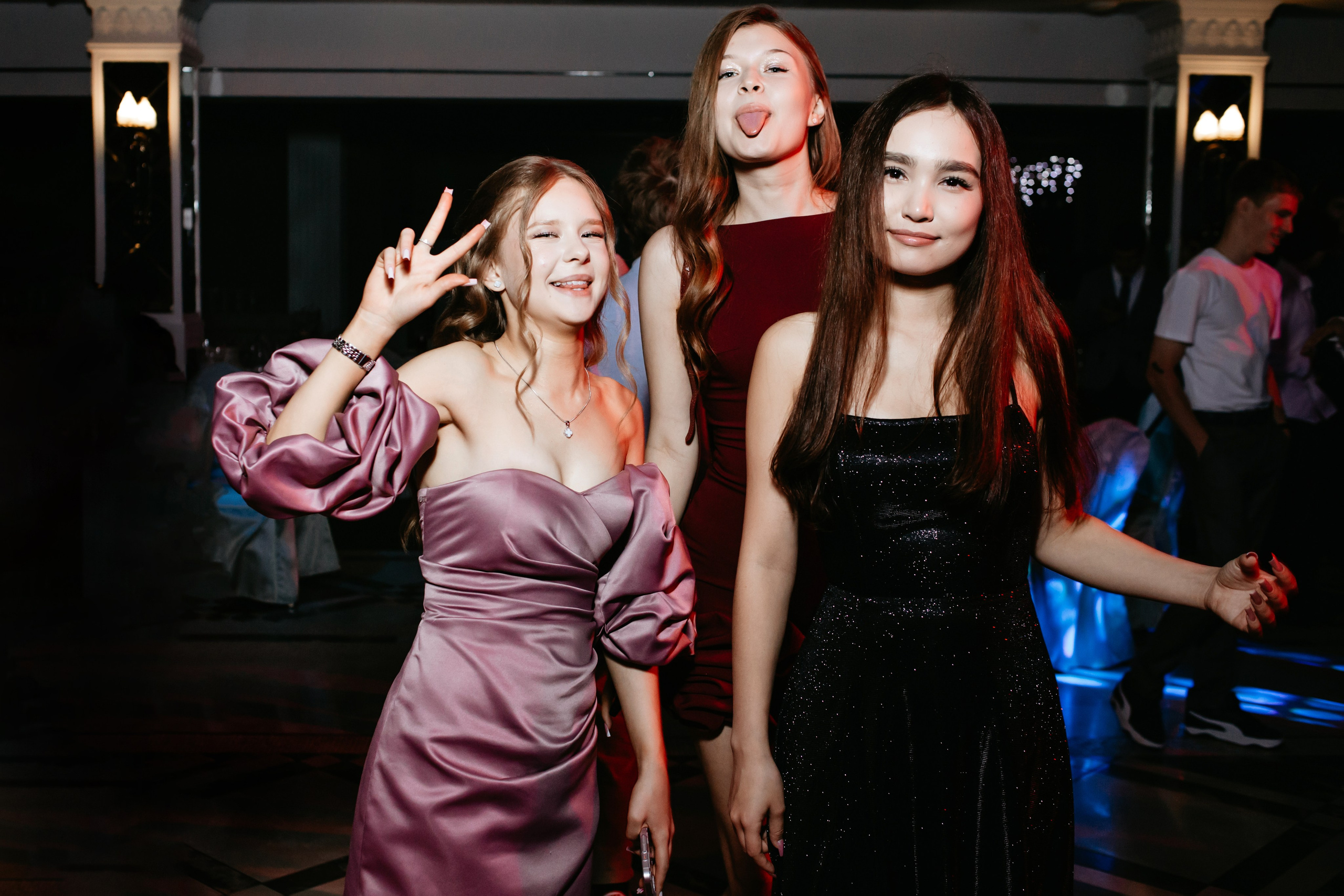 Выпускной 2025 (9класс) 124 школа. Фотограф в Челябинске Ополихина Анна