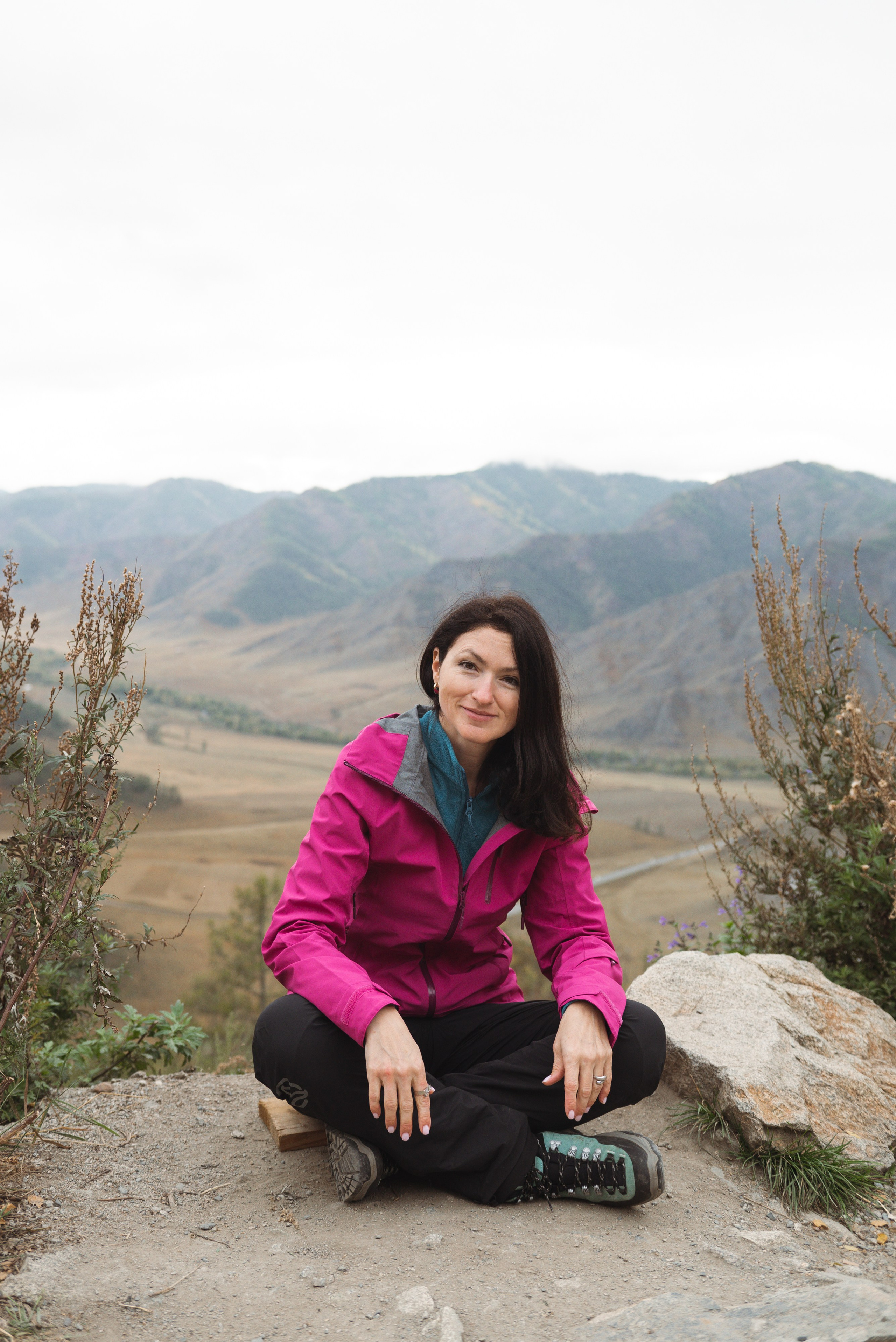 Ретрит по Горному Алтаю. Фотограф Москва Настя Профотовна. Репортажные, свадебные и контент фотосессии