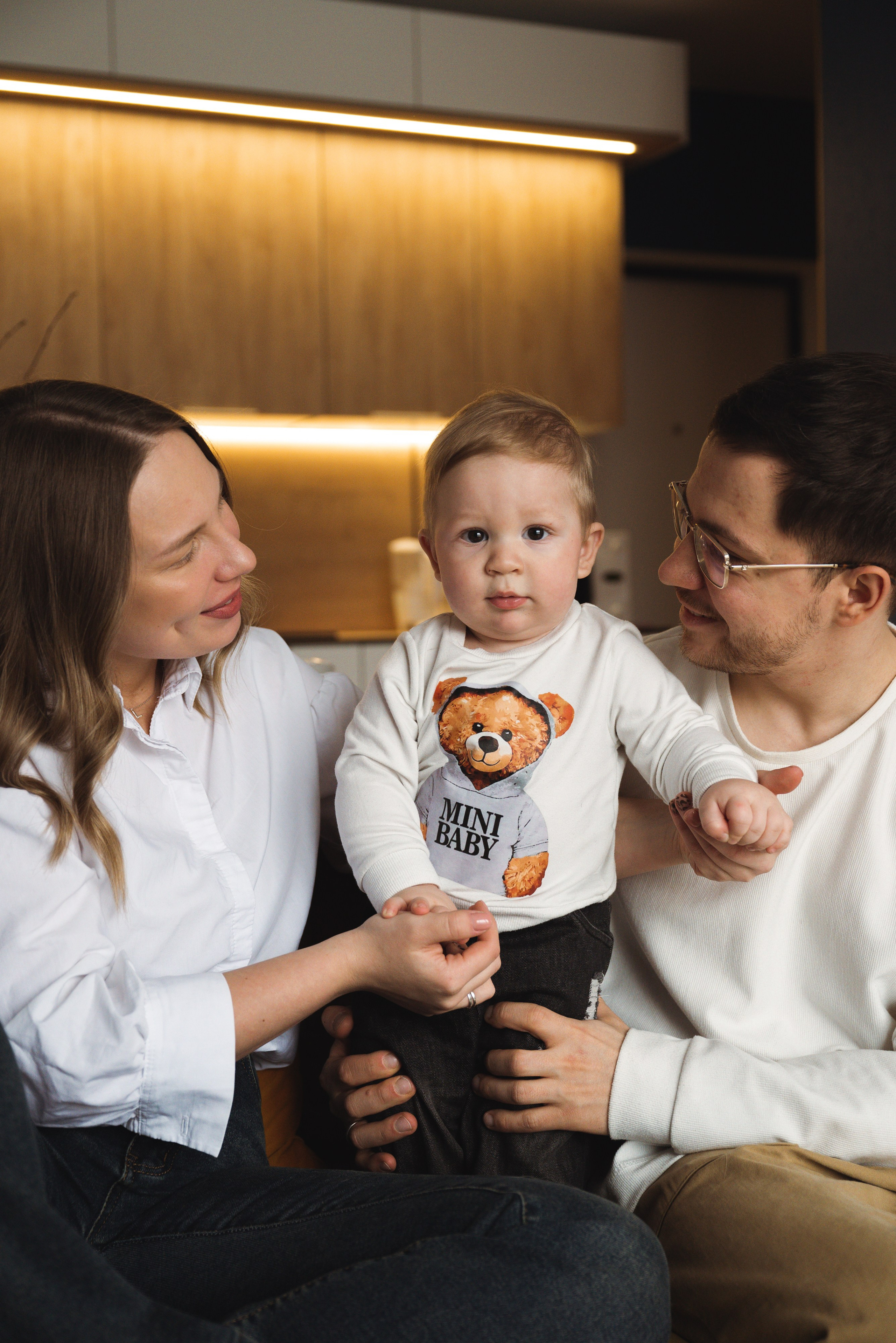 Дима и Лера. Фотограф Москва Настя Профотовна. Репортажные, свадебные и контент фотосессии