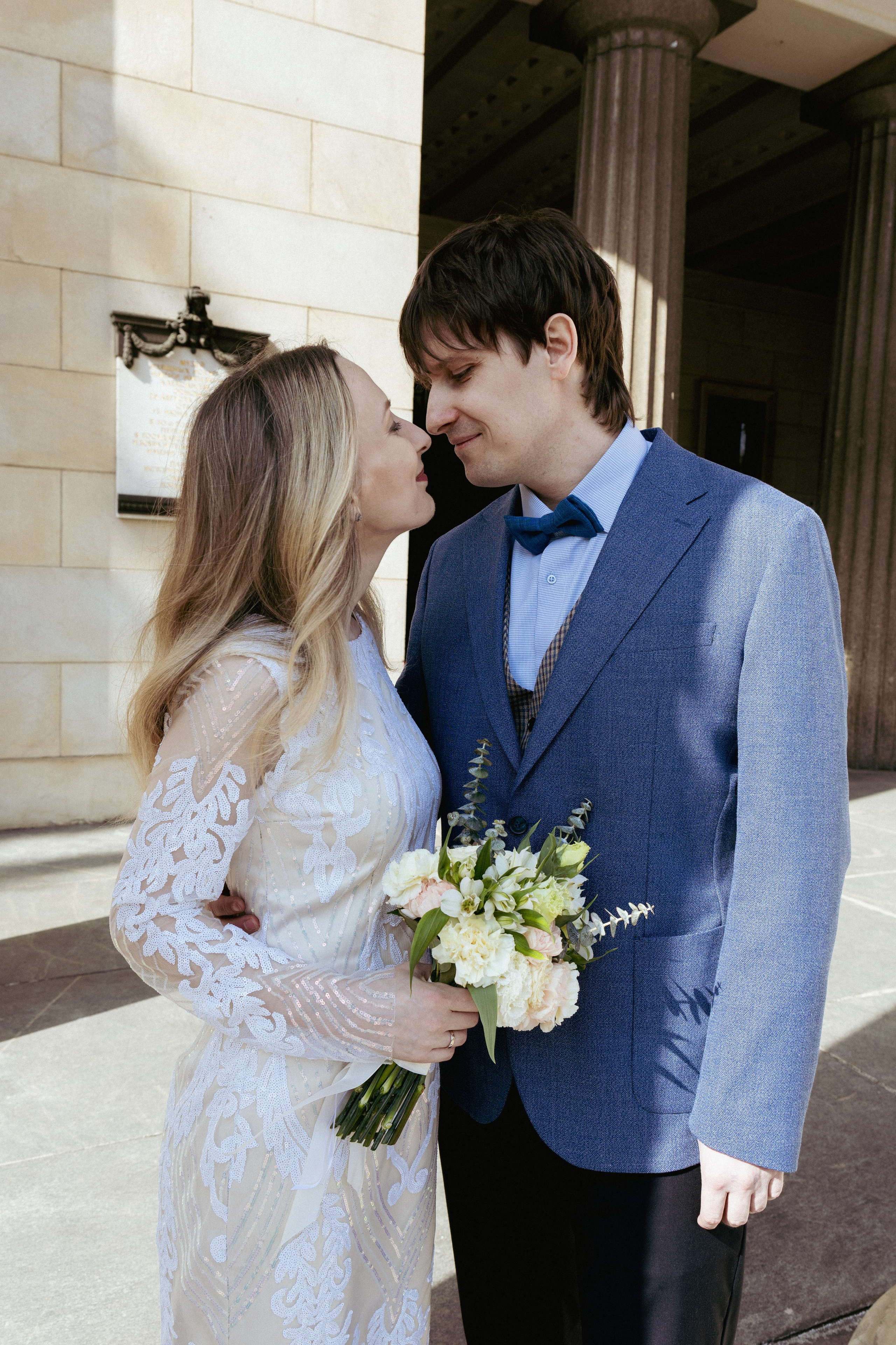 Свадьба — Пушкинский музей. Фотограф в Москве Зябченко Екатерина. Съемки беременности, love story, семейный, портреты в студии и на улице