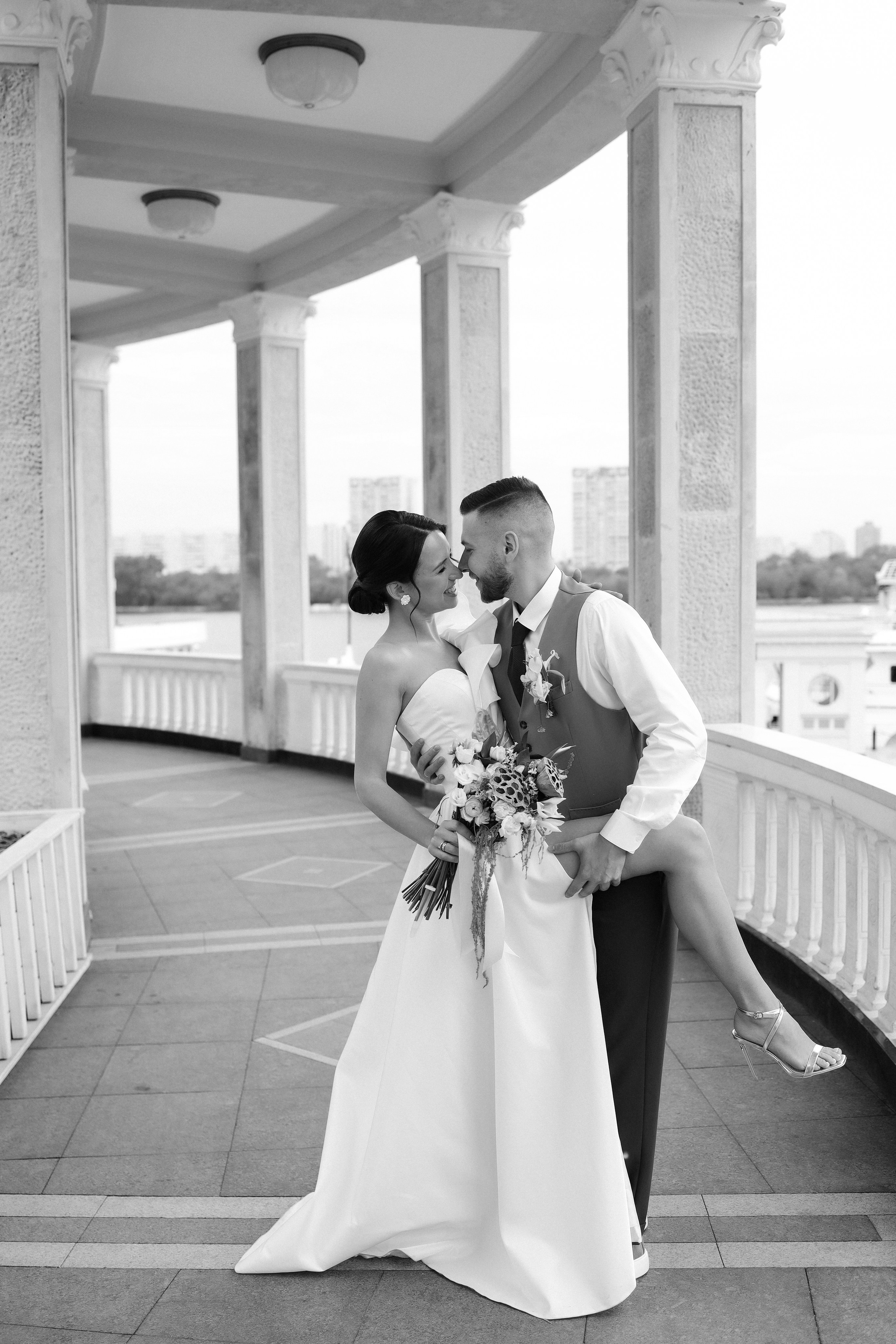 Е. +  П. С утренних сборов и до торта. Семейный и lovestory фотограф в Москве Светлана Коняхина