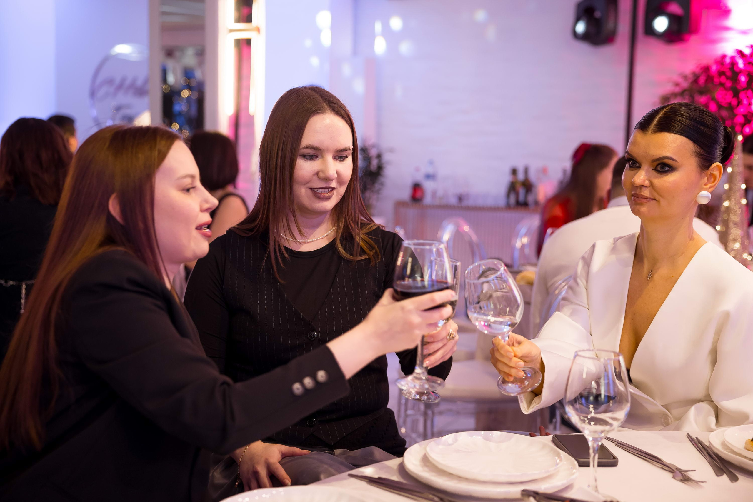 Корпоратив Нмаркет.ПРО. Свадебный фотограф Игорь Брундасов 8PHOTO на свадьбу венчание загс СПб