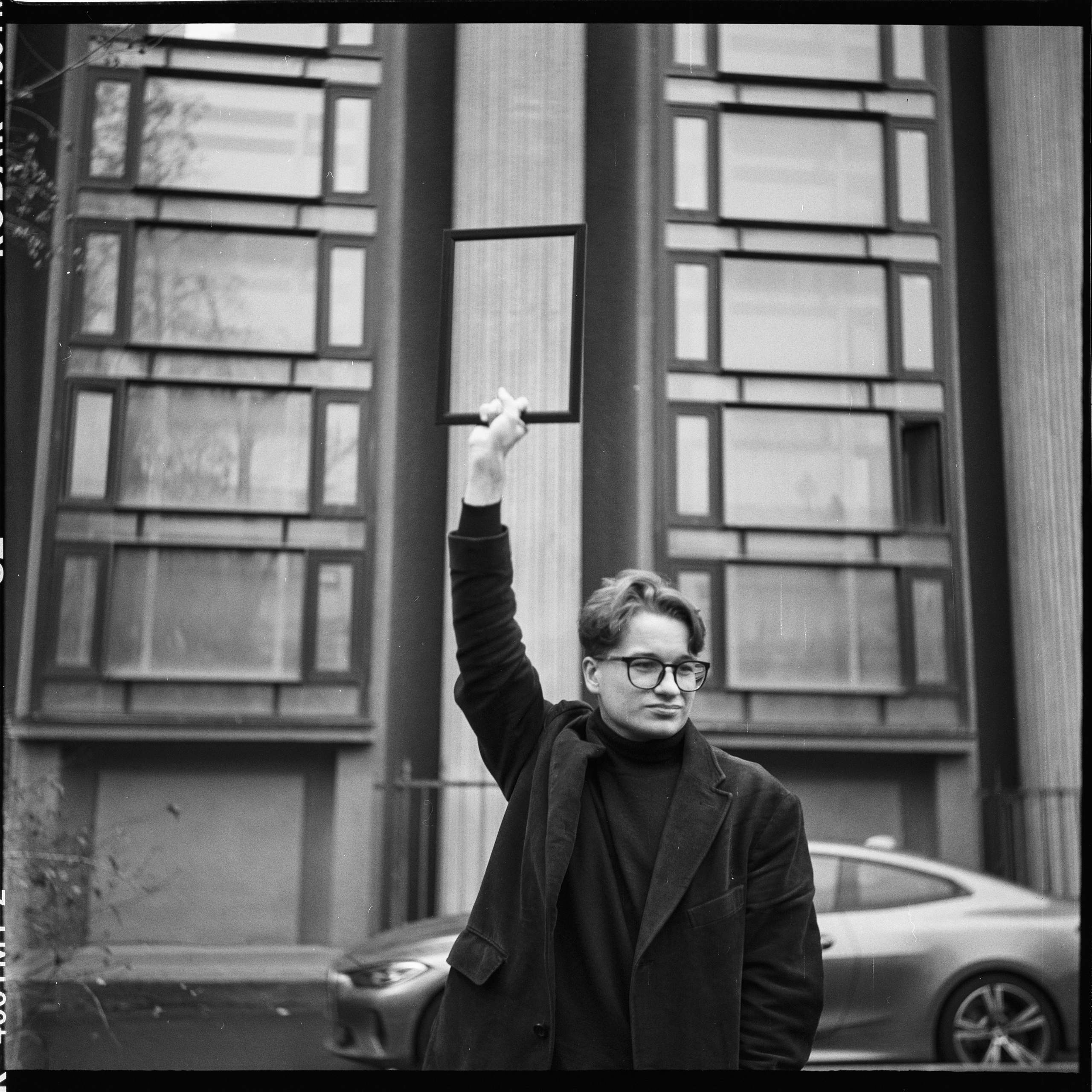 Ваня. Главная