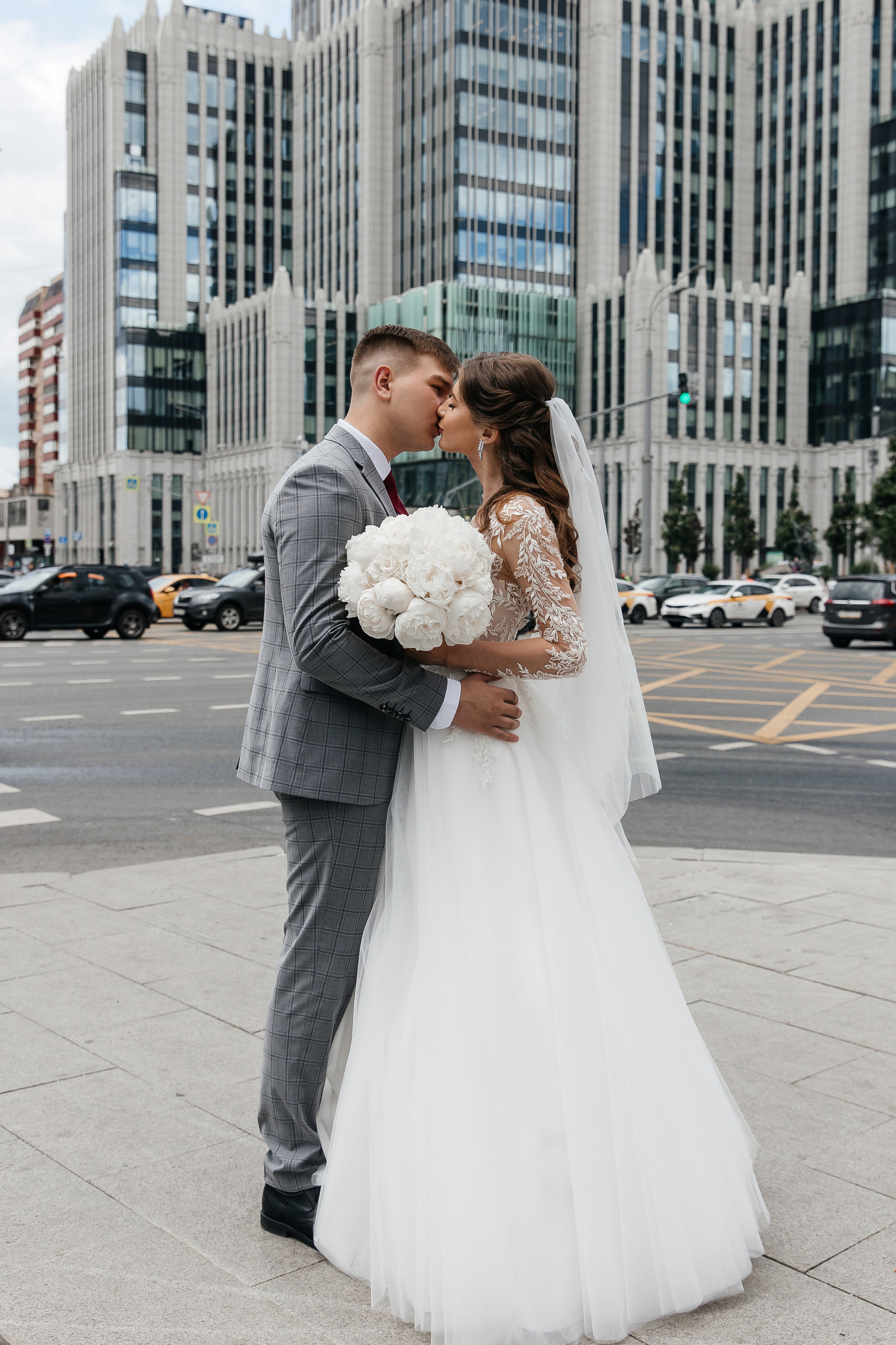 Анастасия и Никита (сборы + ЗАГС + прогулка). Фотограф в Москве Екатерина Потапова