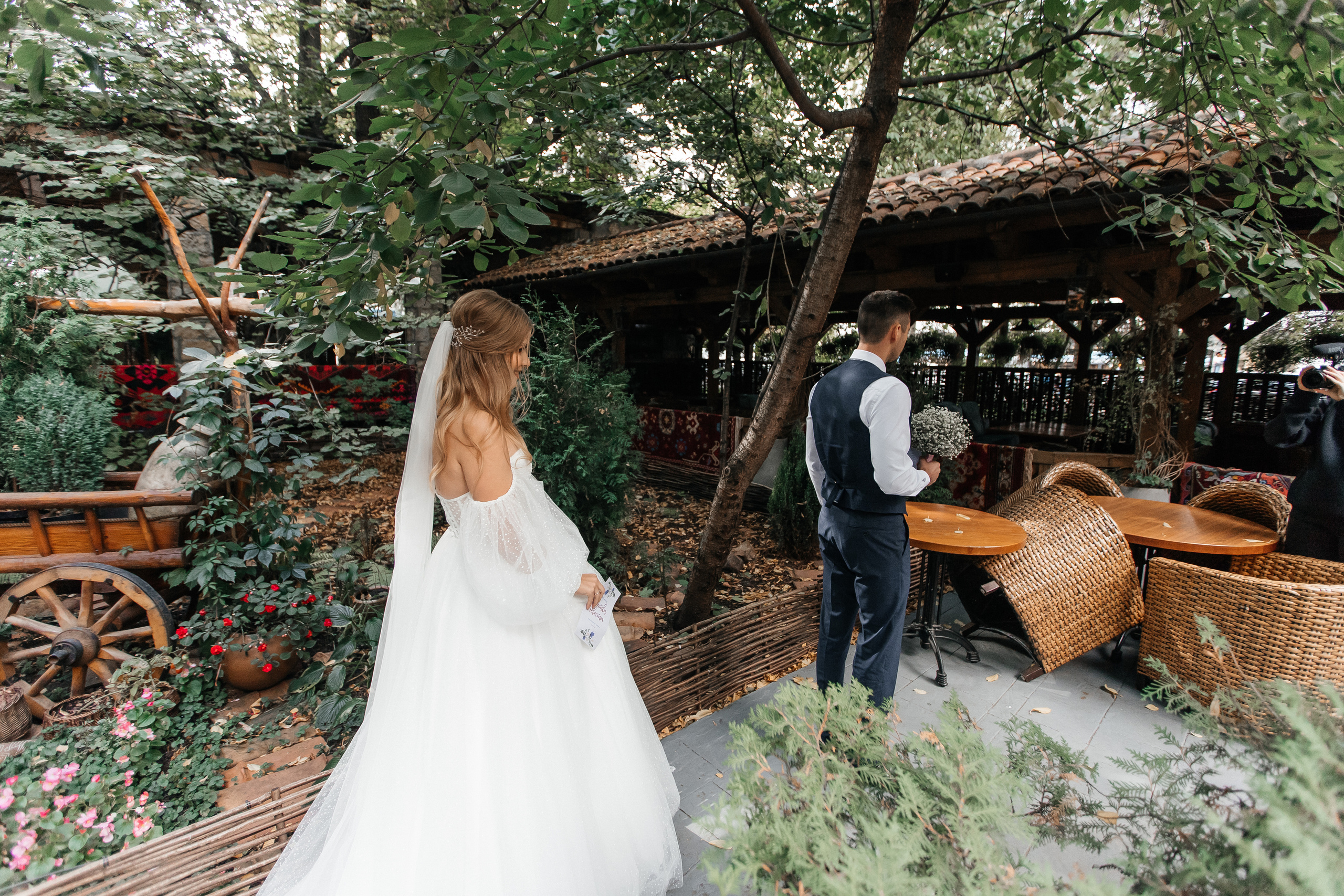 Мария и Роман (встреча + ЗАГС + прогулка). Фотограф в Москве Екатерина Потапова