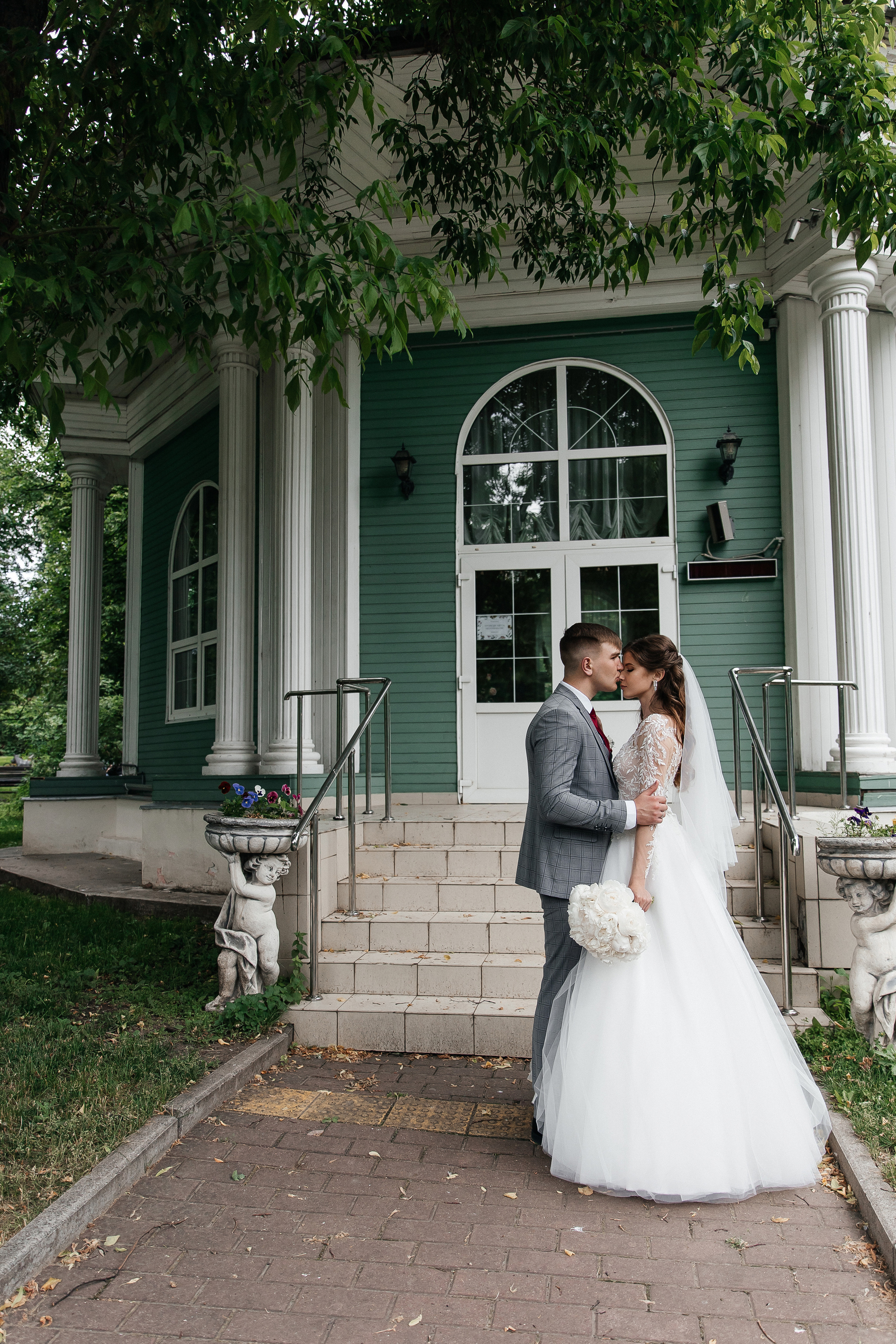 Анастасия и Никита (сборы + ЗАГС + прогулка). Фотограф в Москве Екатерина Потапова