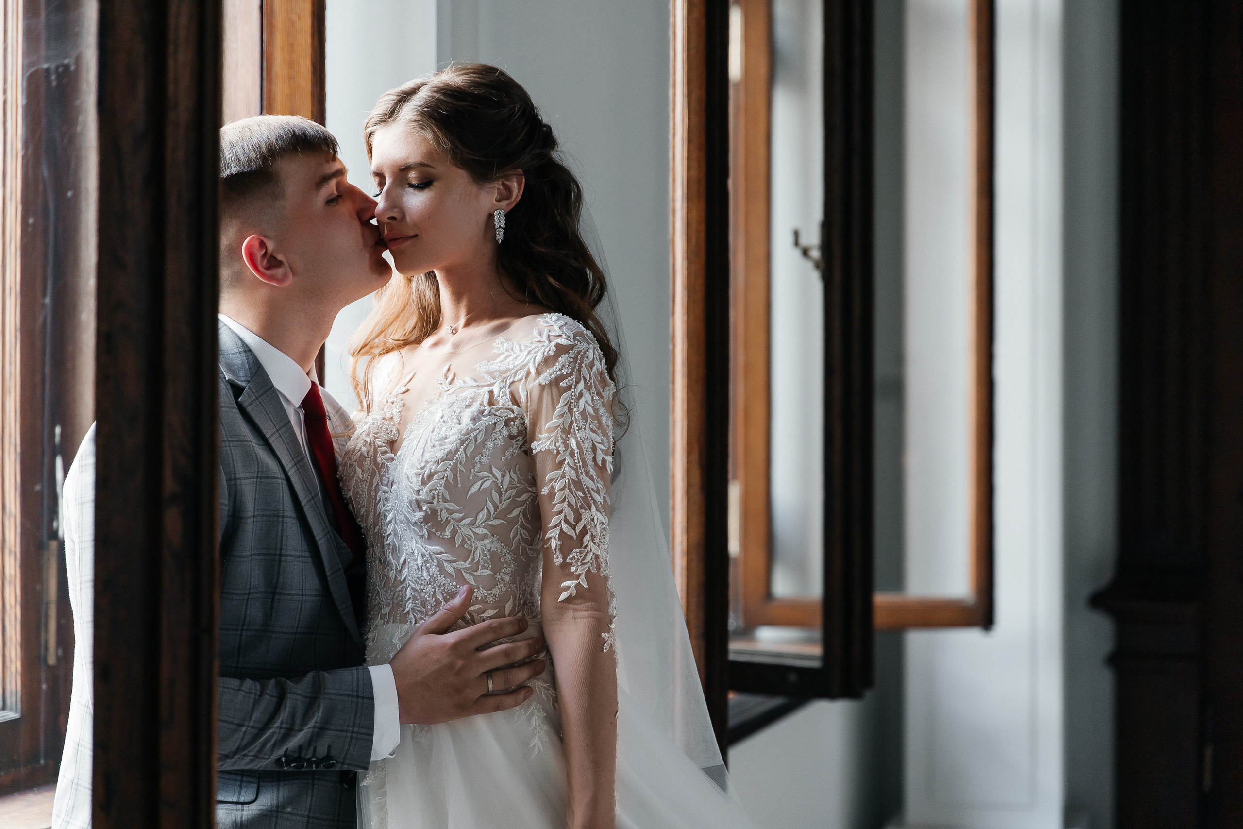 Анастасия и Никита (сборы + ЗАГС + прогулка). Фотограф в Москве Екатерина Потапова