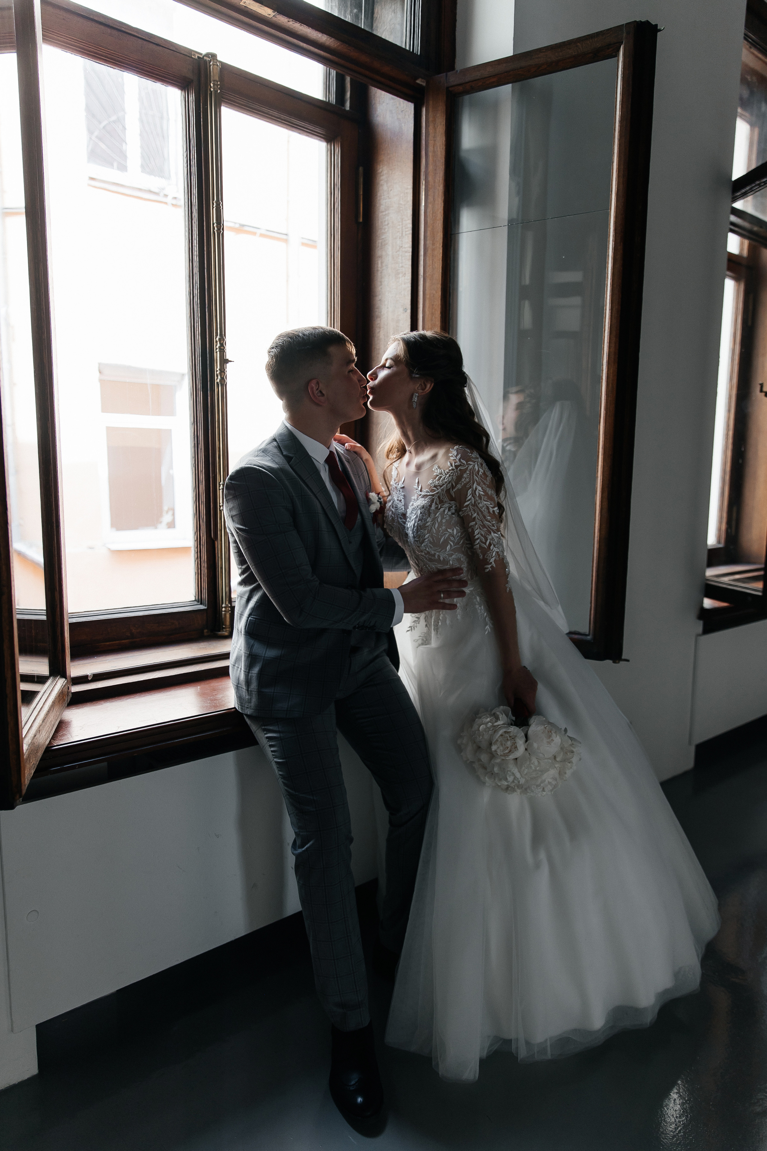 Анастасия и Никита (сборы + ЗАГС + прогулка). Фотограф в Москве Екатерина Потапова