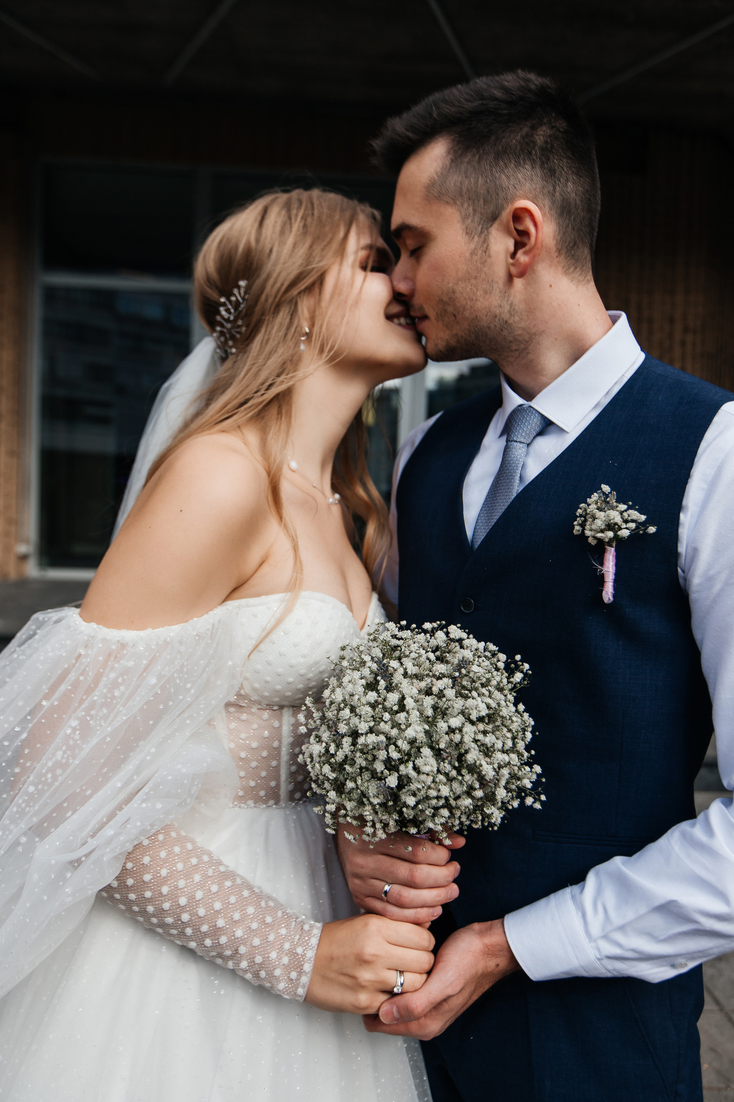 Мария и Роман (встреча + ЗАГС + прогулка). Фотограф в Москве Екатерина Потапова